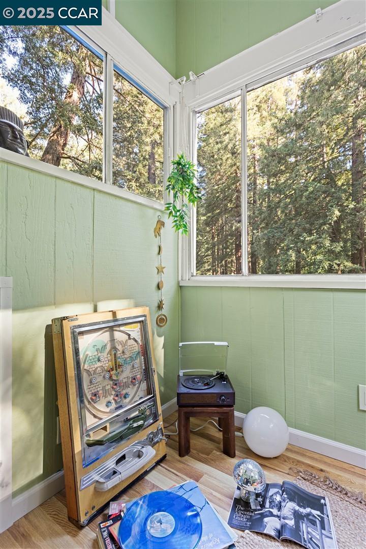 Detail Gallery Image 35 of 49 For 264 Madrone Ave, Larkspur,  CA 94939 - 2 Beds | 2 Baths