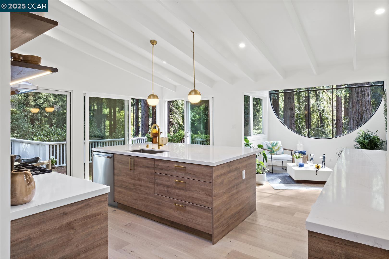 Detail Gallery Image 7 of 49 For 264 Madrone Ave, Larkspur,  CA 94939 - 2 Beds | 2 Baths