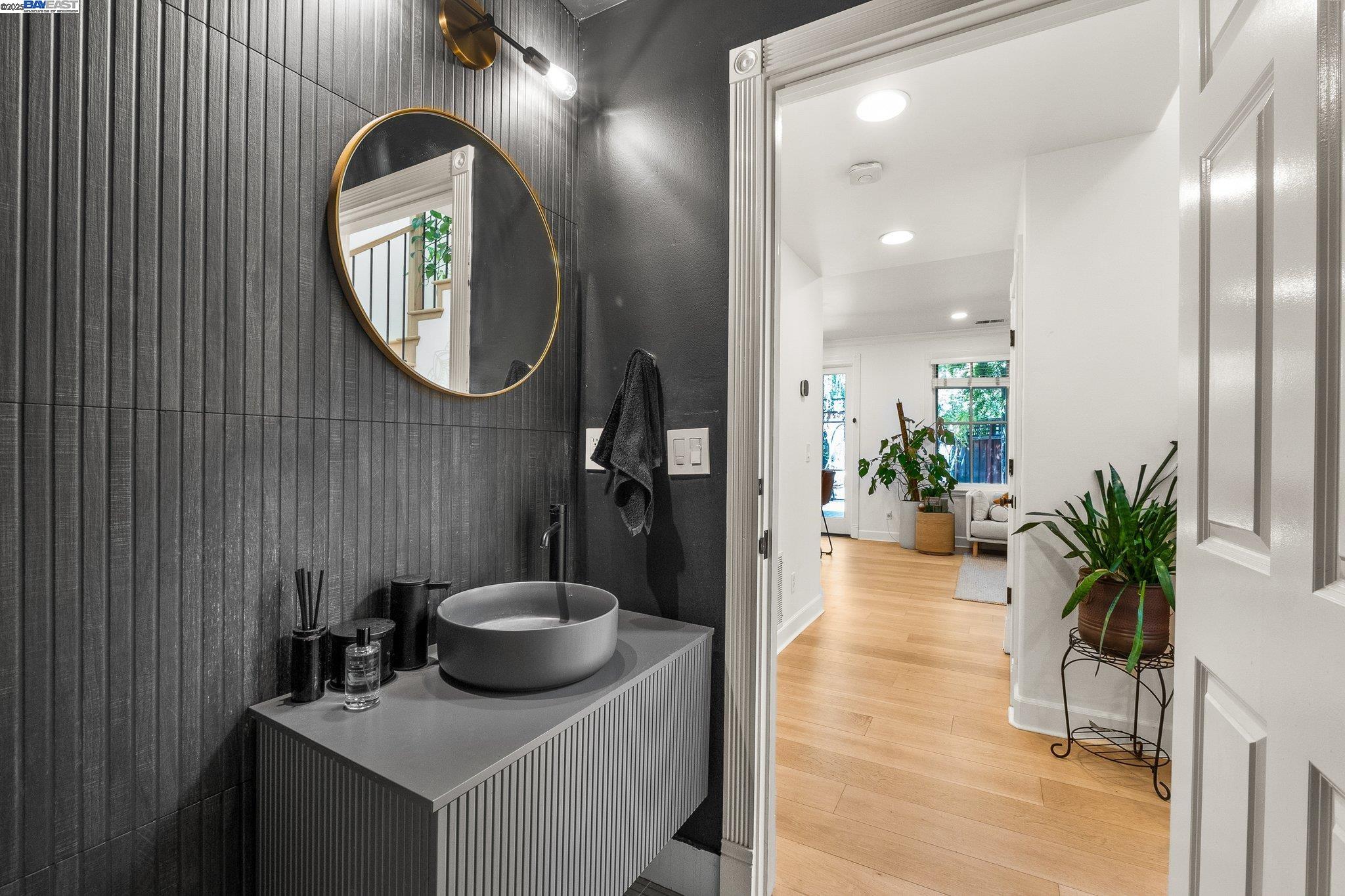 Detail Gallery Image 6 of 38 For 100 Boyer Ln, Los Gatos,  CA 95030 - 3 Beds | 2/1 Baths
