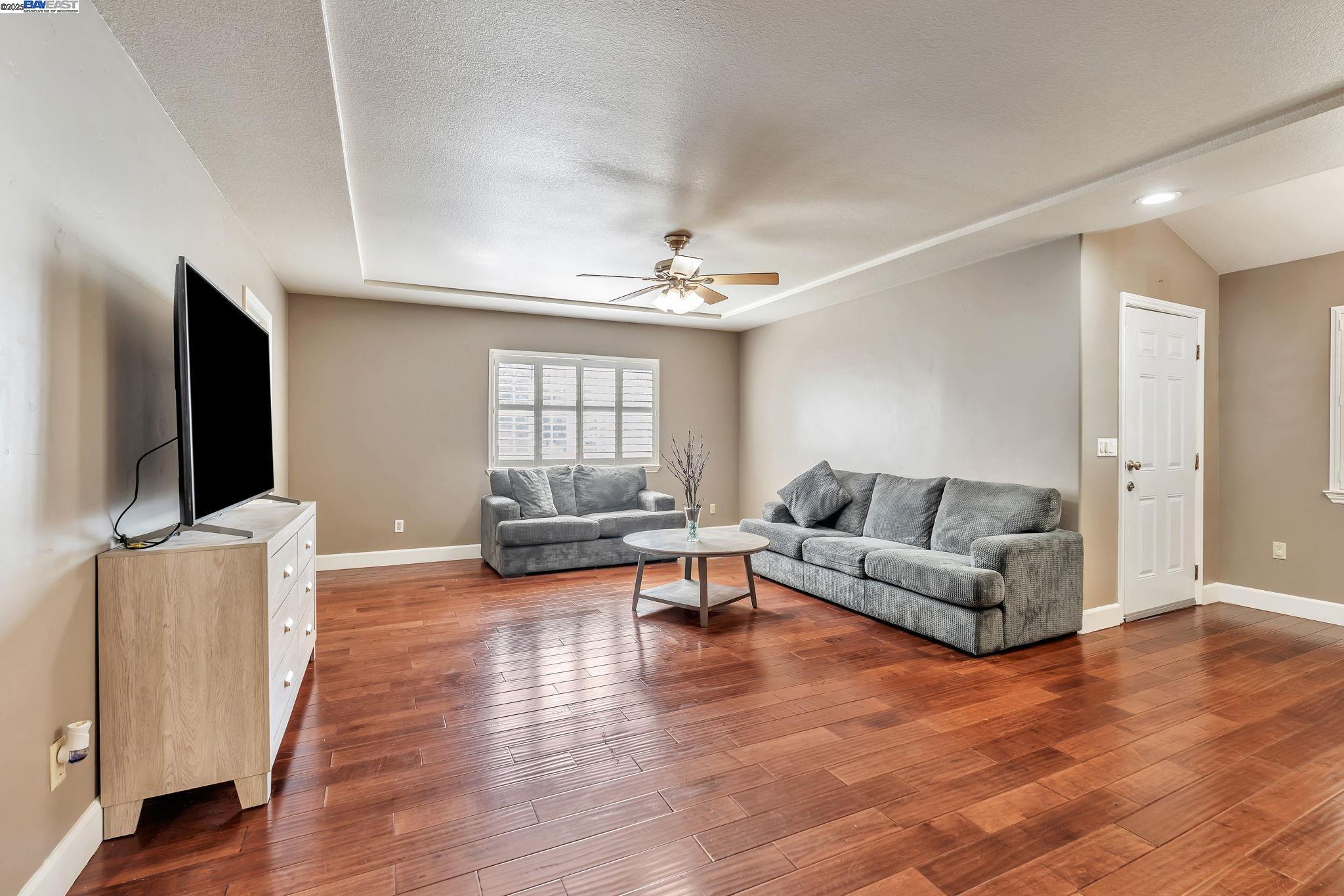 Detail Gallery Image 5 of 46 For 4649 Quashnick Rd, Stockton,  CA 95212 - 3 Beds | 2/2 Baths