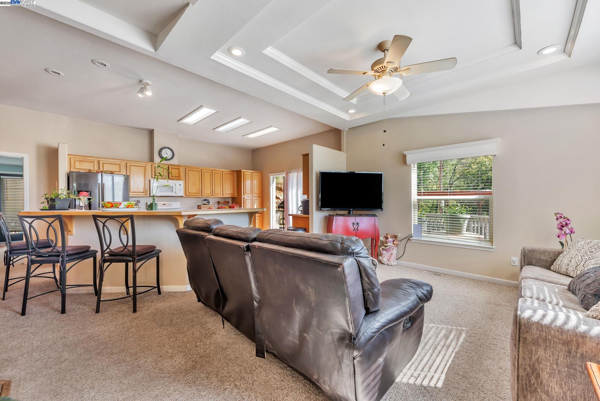Detail Gallery Image 3 of 59 For 3698 Braden Road, Camino,  CA 95709 - 3 Beds | 2 Baths