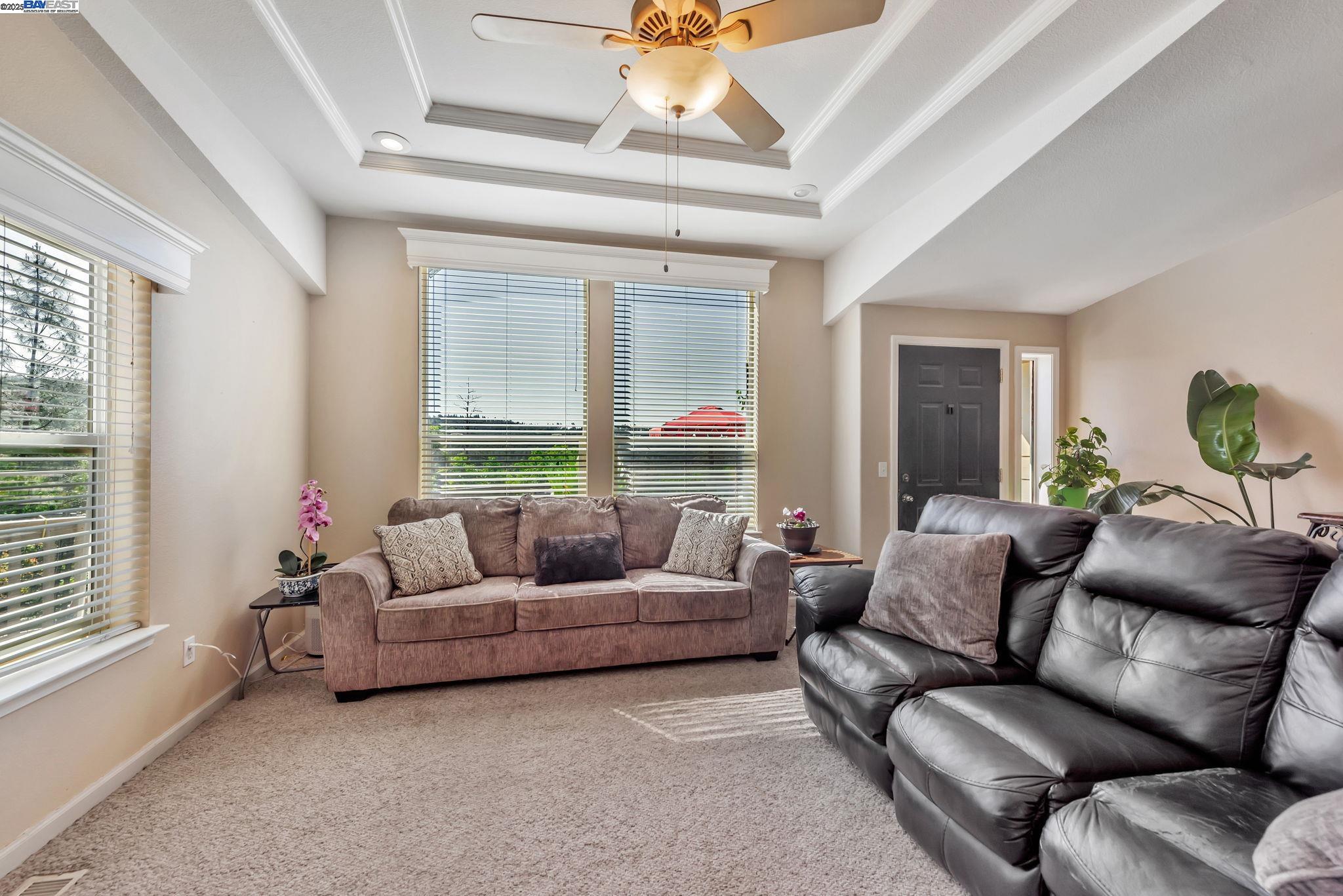Detail Gallery Image 4 of 59 For 3698 Braden Road, Camino,  CA 95709 - 3 Beds | 2 Baths