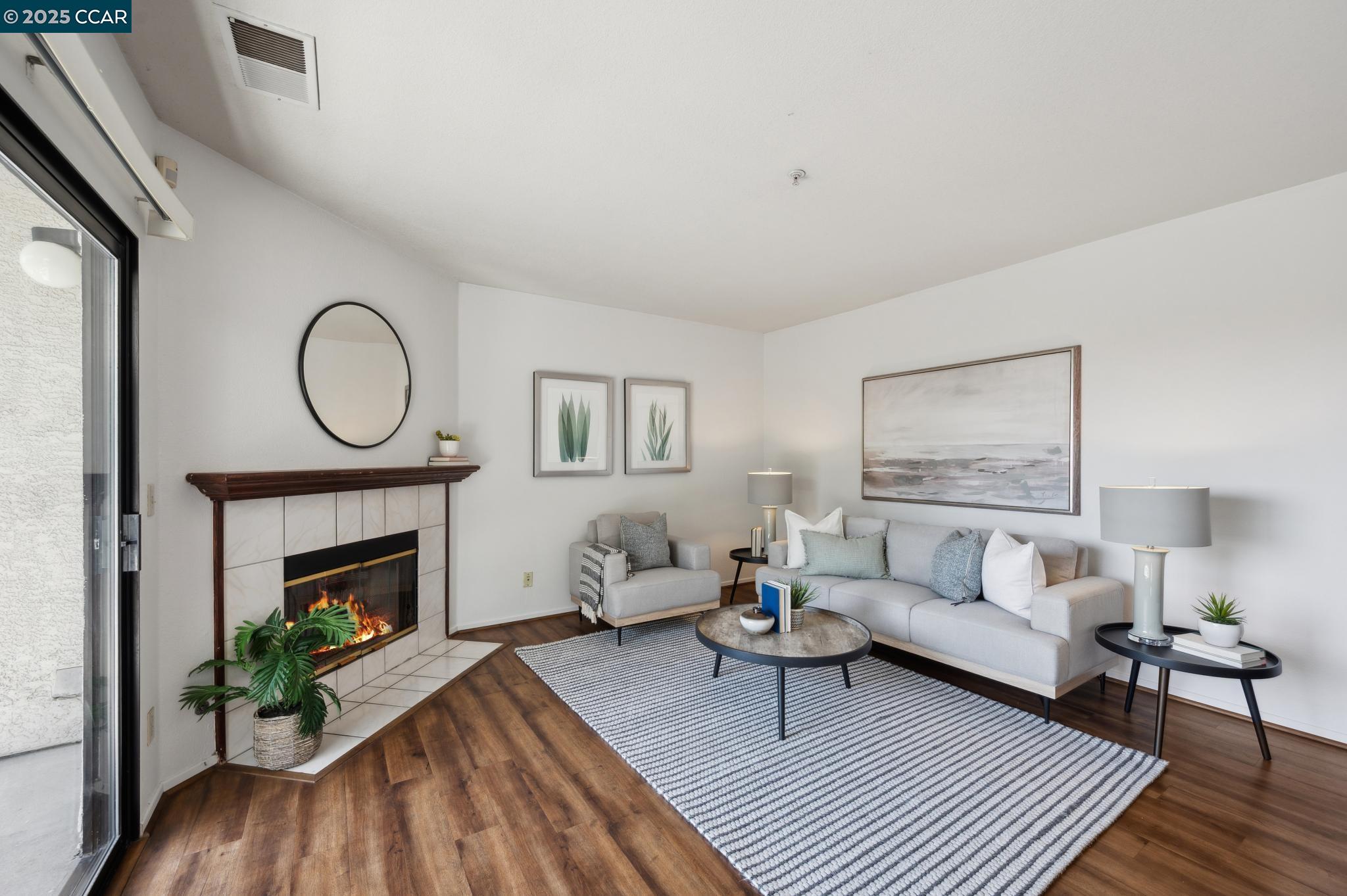 Photo #7: 41096601 Listing: Photo #7