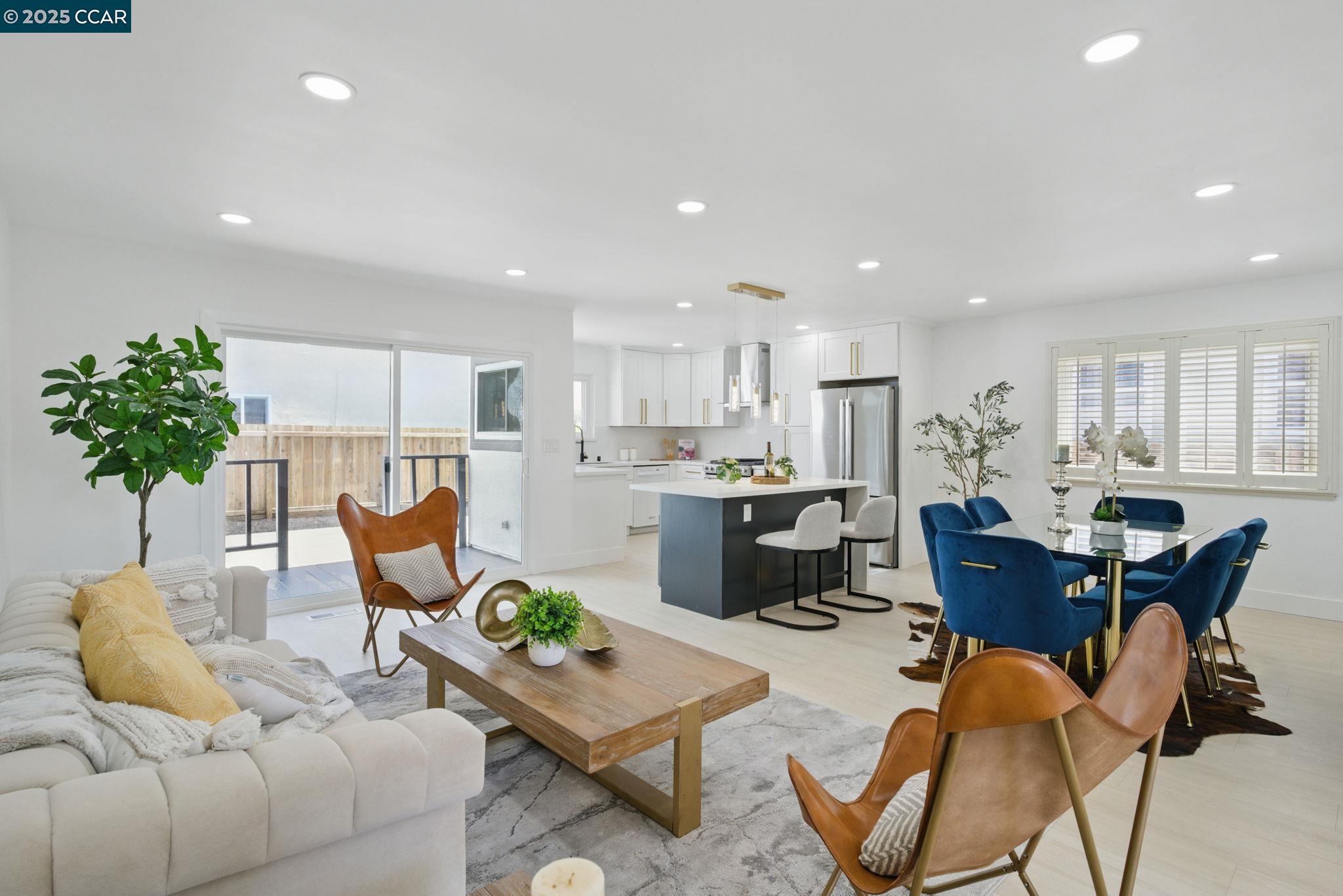 Detail Gallery Image 8 of 41 For 642 S 52nd St, Richmond,  CA 94804 - 3 Beds | 2 Baths