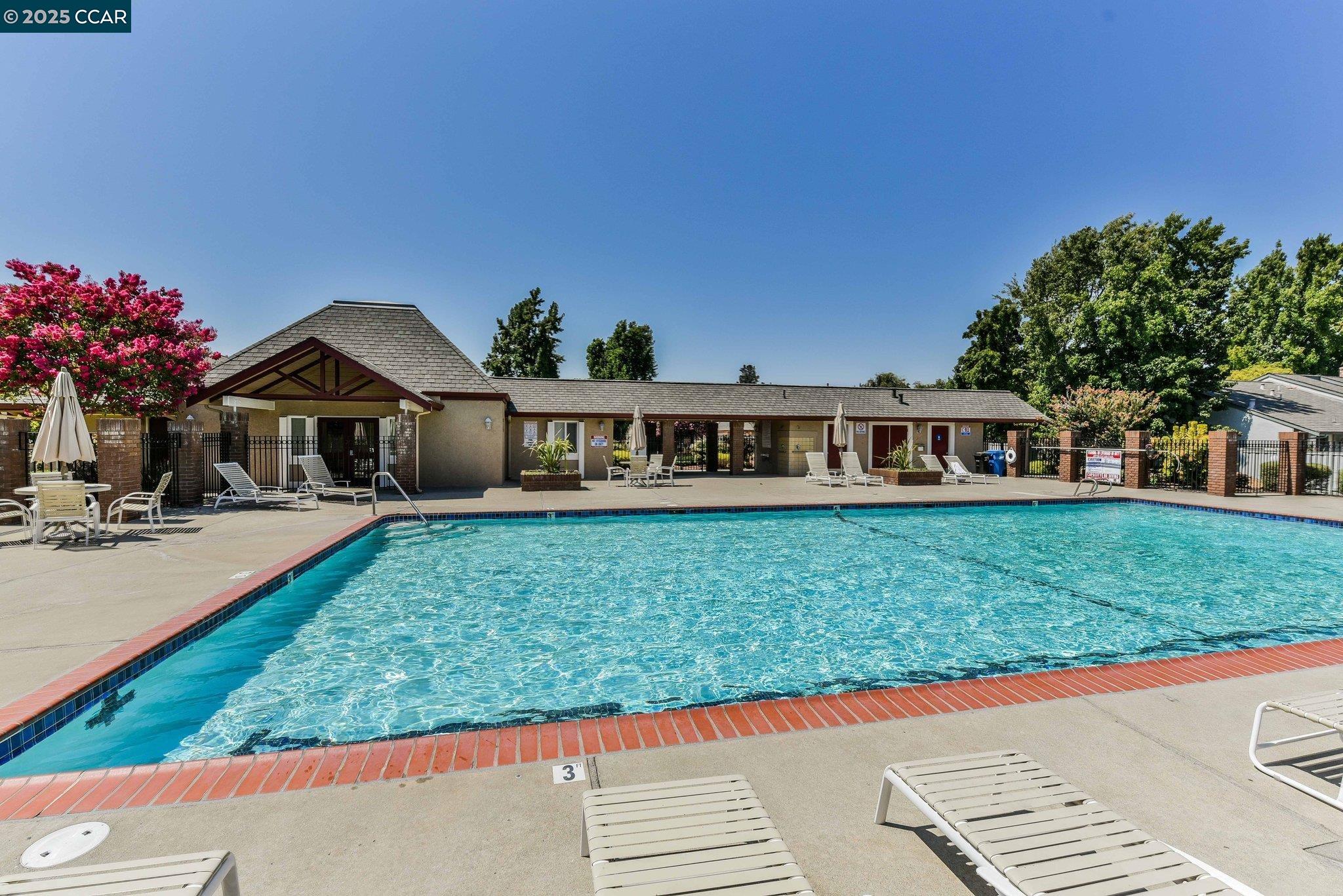 Photo #27: 41096605 Listing: Photo #27