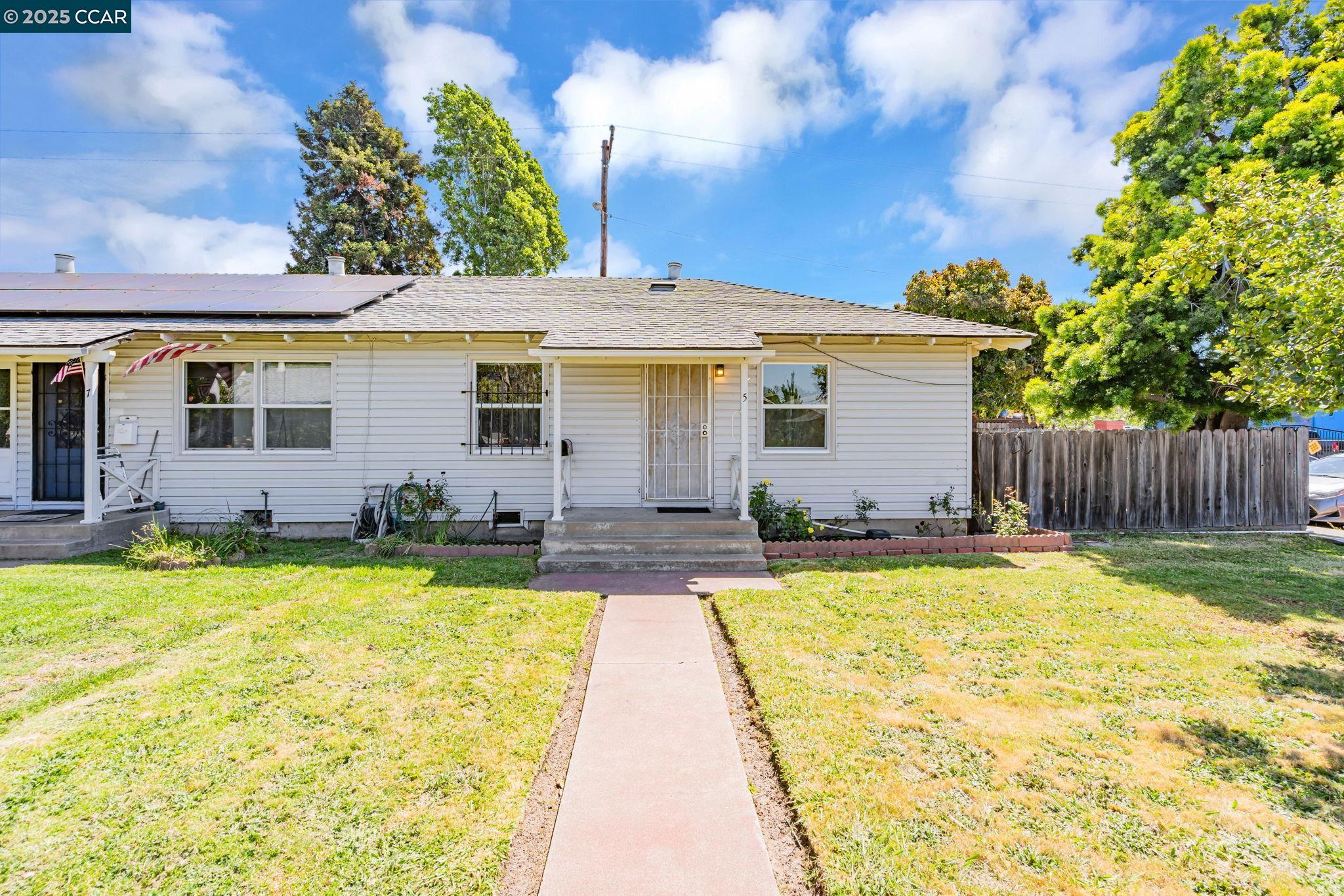 More Details about MLS # 41096611 : 5 W BISSELL AVE