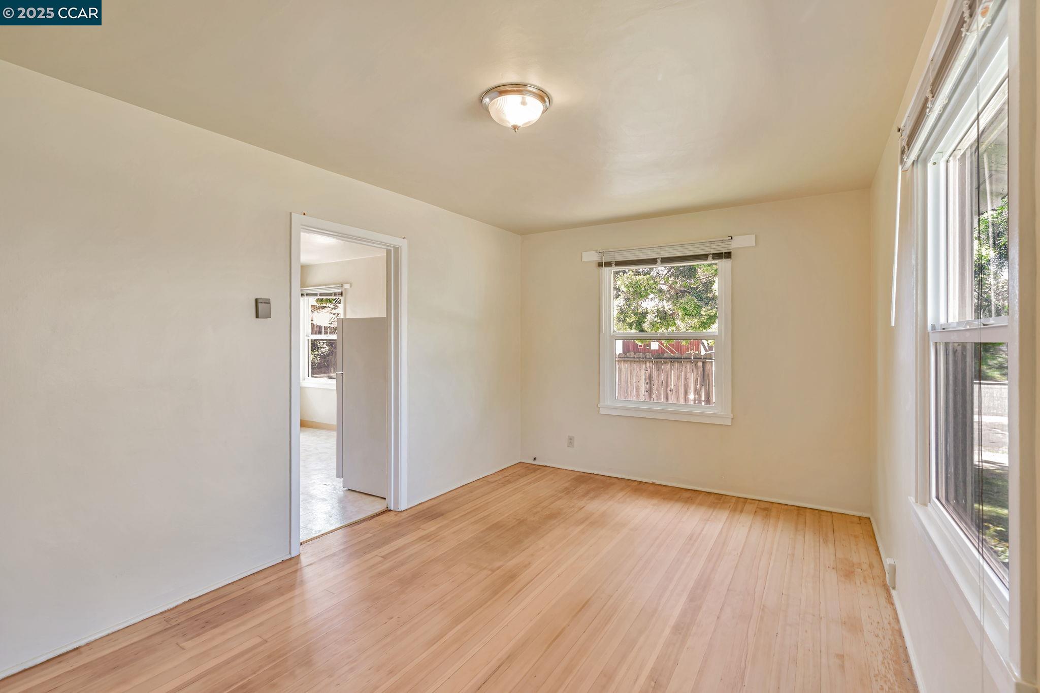 Photo #6: 41096611 Listing: Photo #6