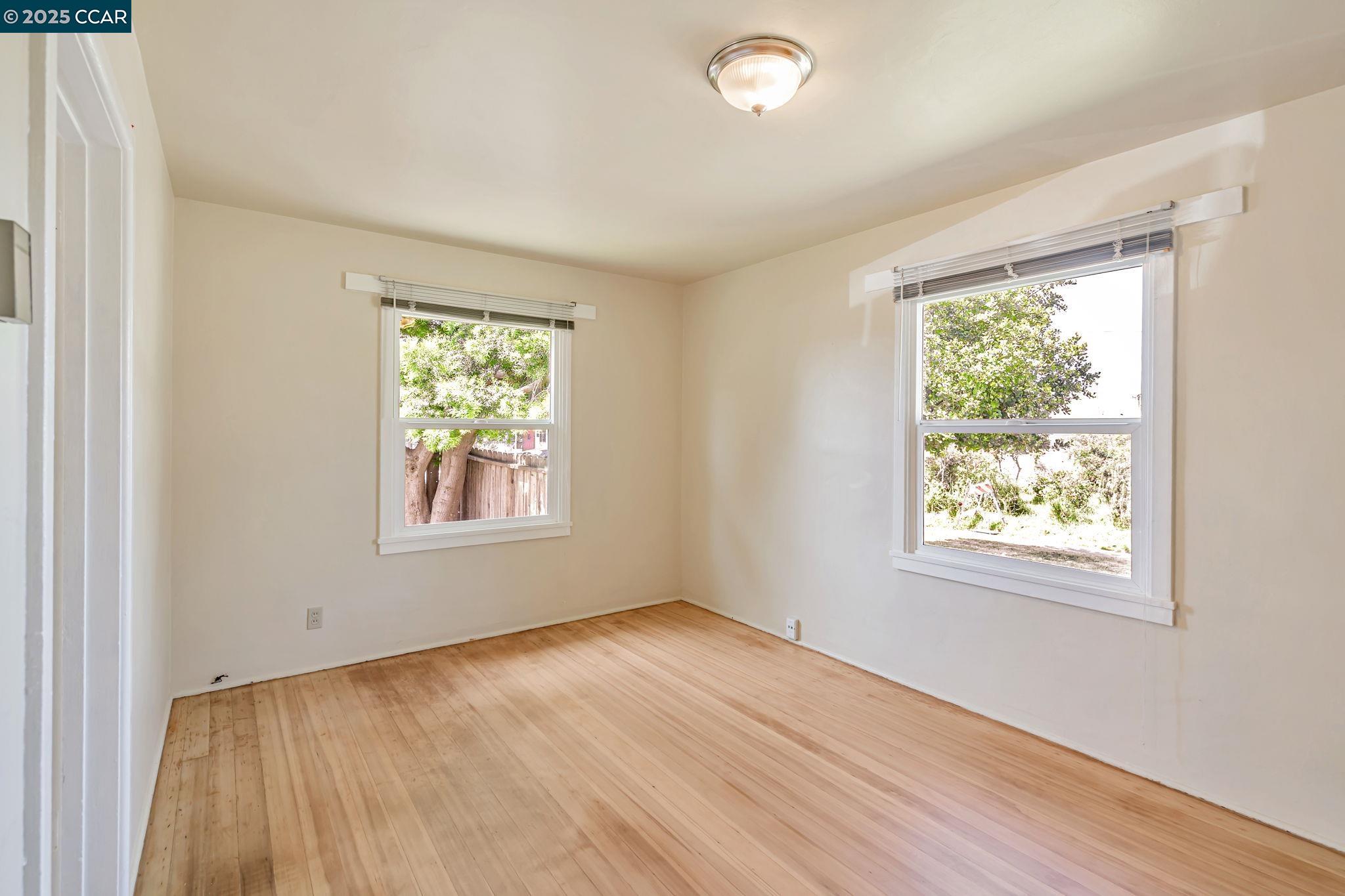 Photo #7: 41096611 Listing: Photo #7