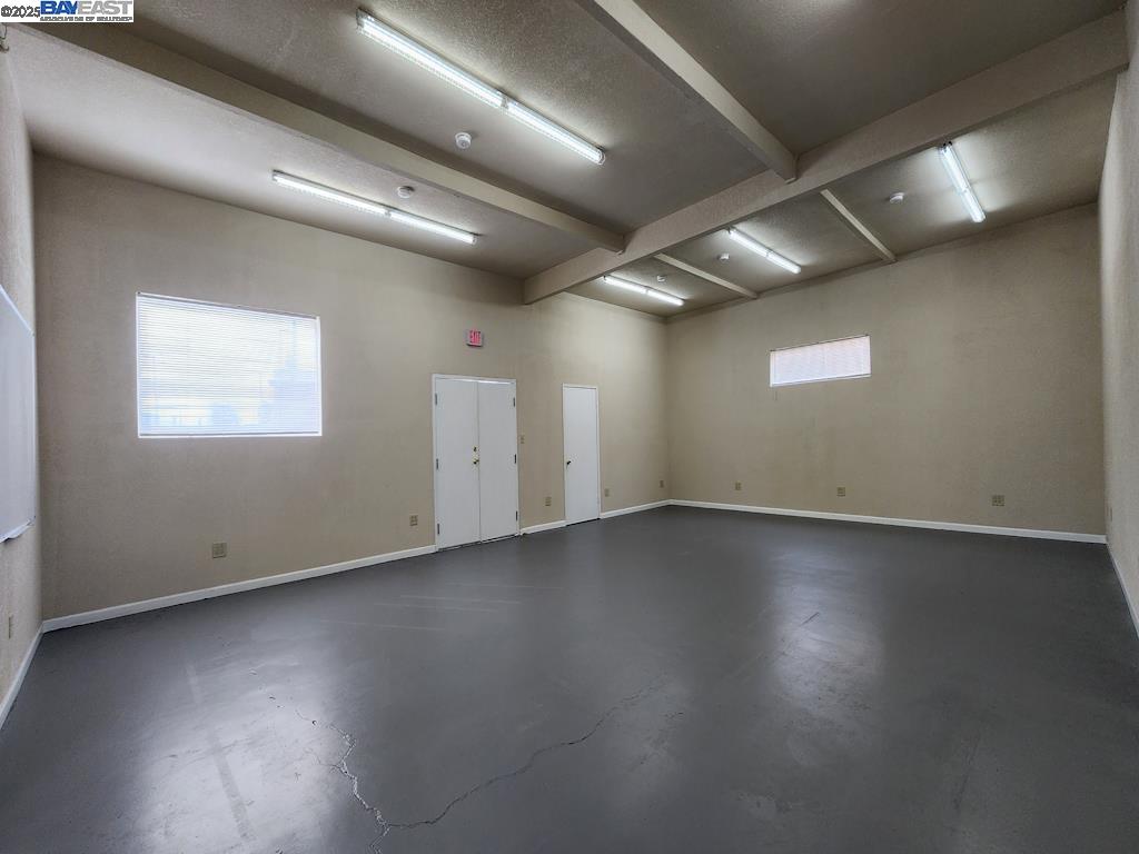 Detail Gallery Image 7 of 12 For 855 Mathew St #B., Santa Clara,  CA 95050 - – Beds | – Baths