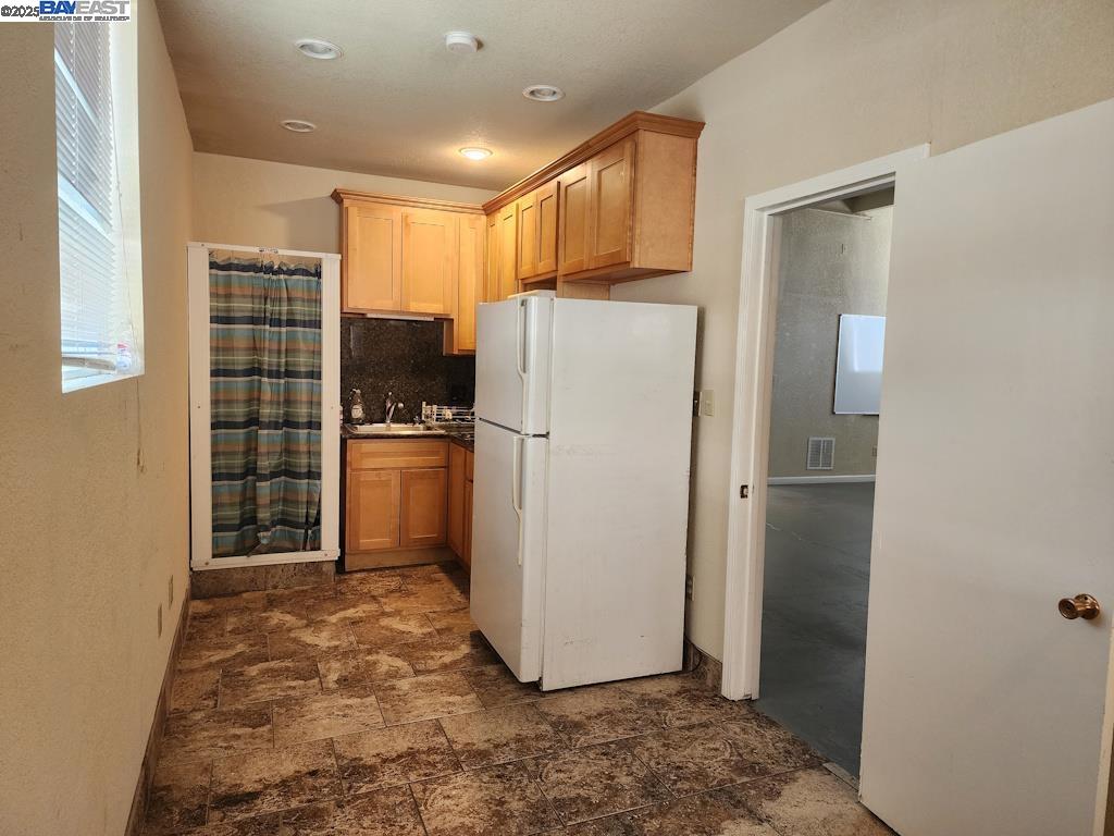 Detail Gallery Image 9 of 12 For 855 Mathew St #B., Santa Clara,  CA 95050 - – Beds | – Baths