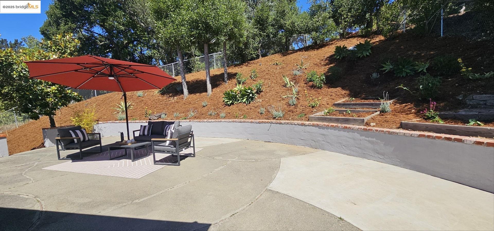 298 Elysian Fields DR, Oakland, California 94605, 4 Bedrooms Bedrooms, 7 Rooms Rooms,3 BathroomsBathrooms,Residential,For Sale,298 Elysian Fields DR,41096613