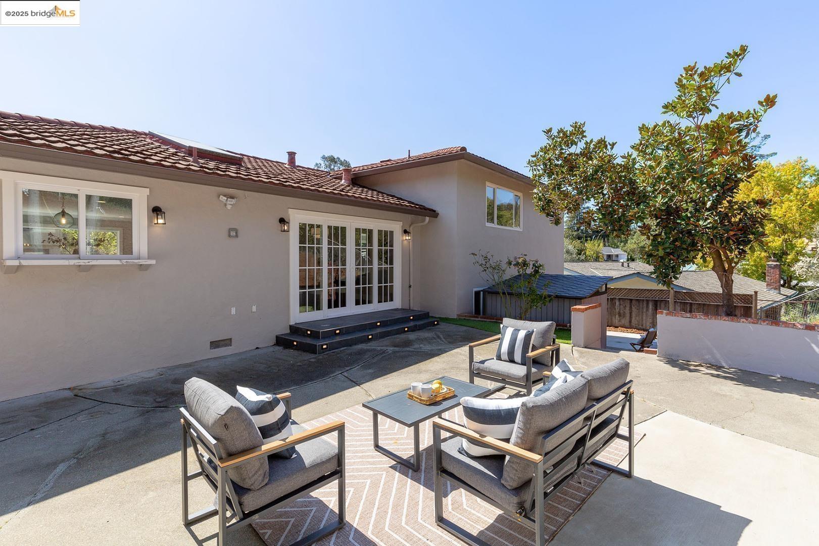 298 Elysian Fields DR, Oakland, California 94605, 4 Bedrooms Bedrooms, 7 Rooms Rooms,3 BathroomsBathrooms,Residential,For Sale,298 Elysian Fields DR,41096613