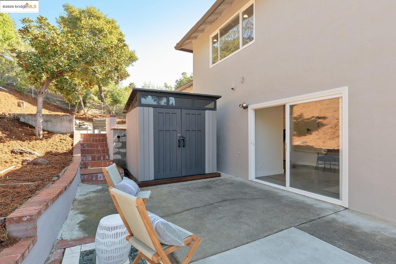 298 Elysian Fields DR, Oakland, California 94605, 4 Bedrooms Bedrooms, 7 Rooms Rooms,3 BathroomsBathrooms,Residential,For Sale,298 Elysian Fields DR,41096613