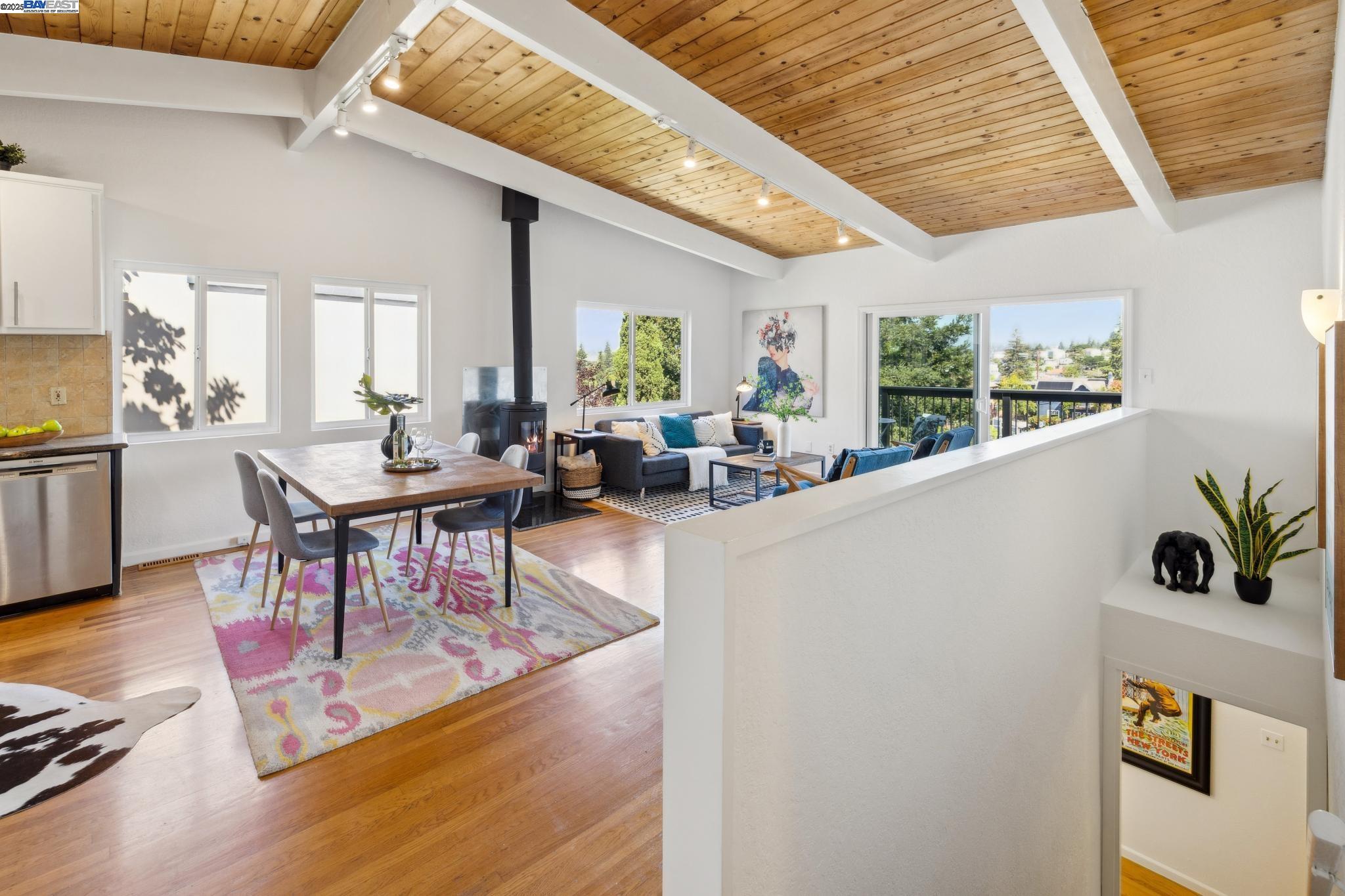 Detail Gallery Image 18 of 44 For 4125 Balfour Avenue, Oakland,  CA 94610 - 4 Beds | 3 Baths
