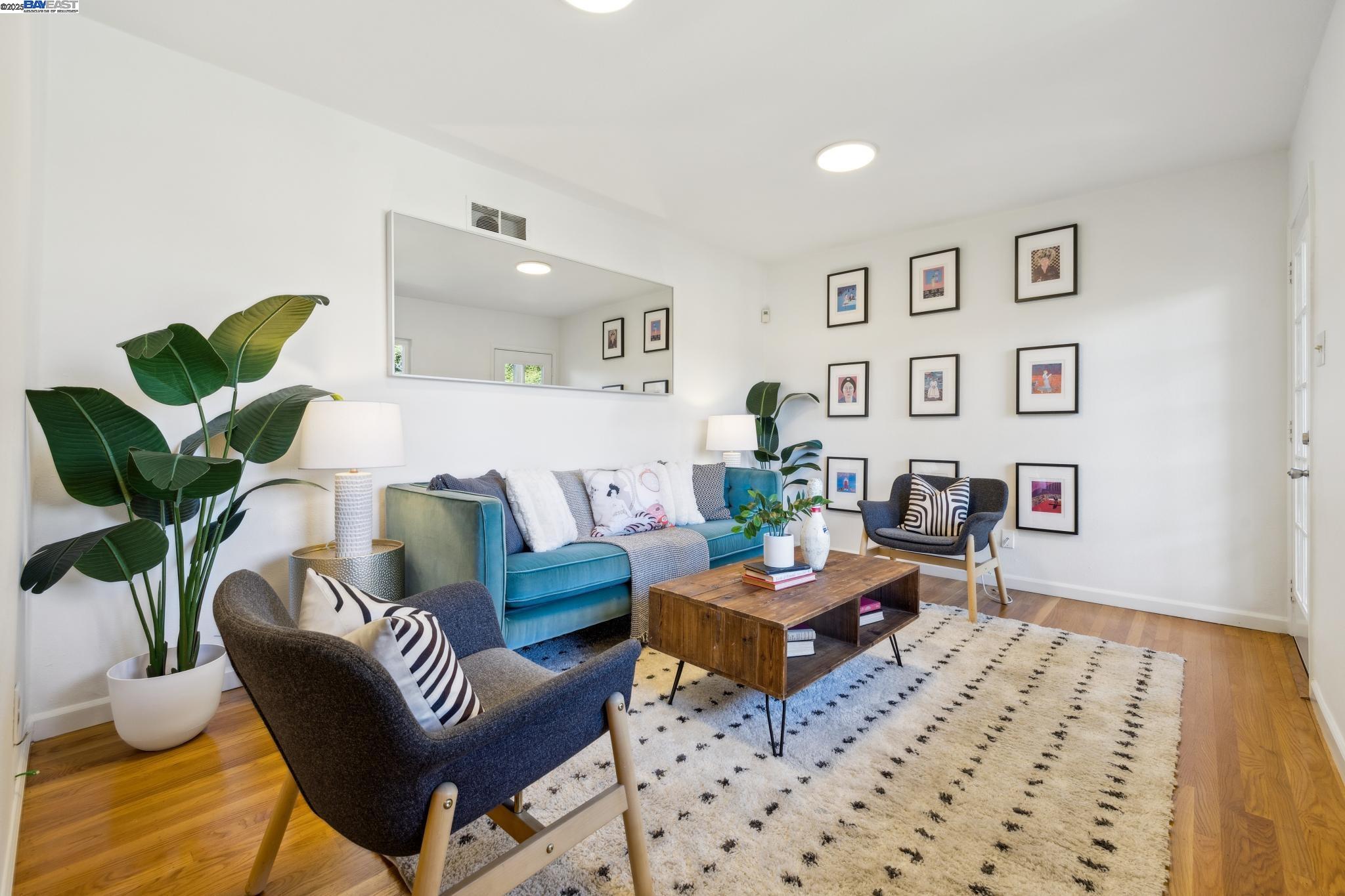 Detail Gallery Image 23 of 44 For 4125 Balfour Avenue, Oakland,  CA 94610 - 4 Beds | 3 Baths