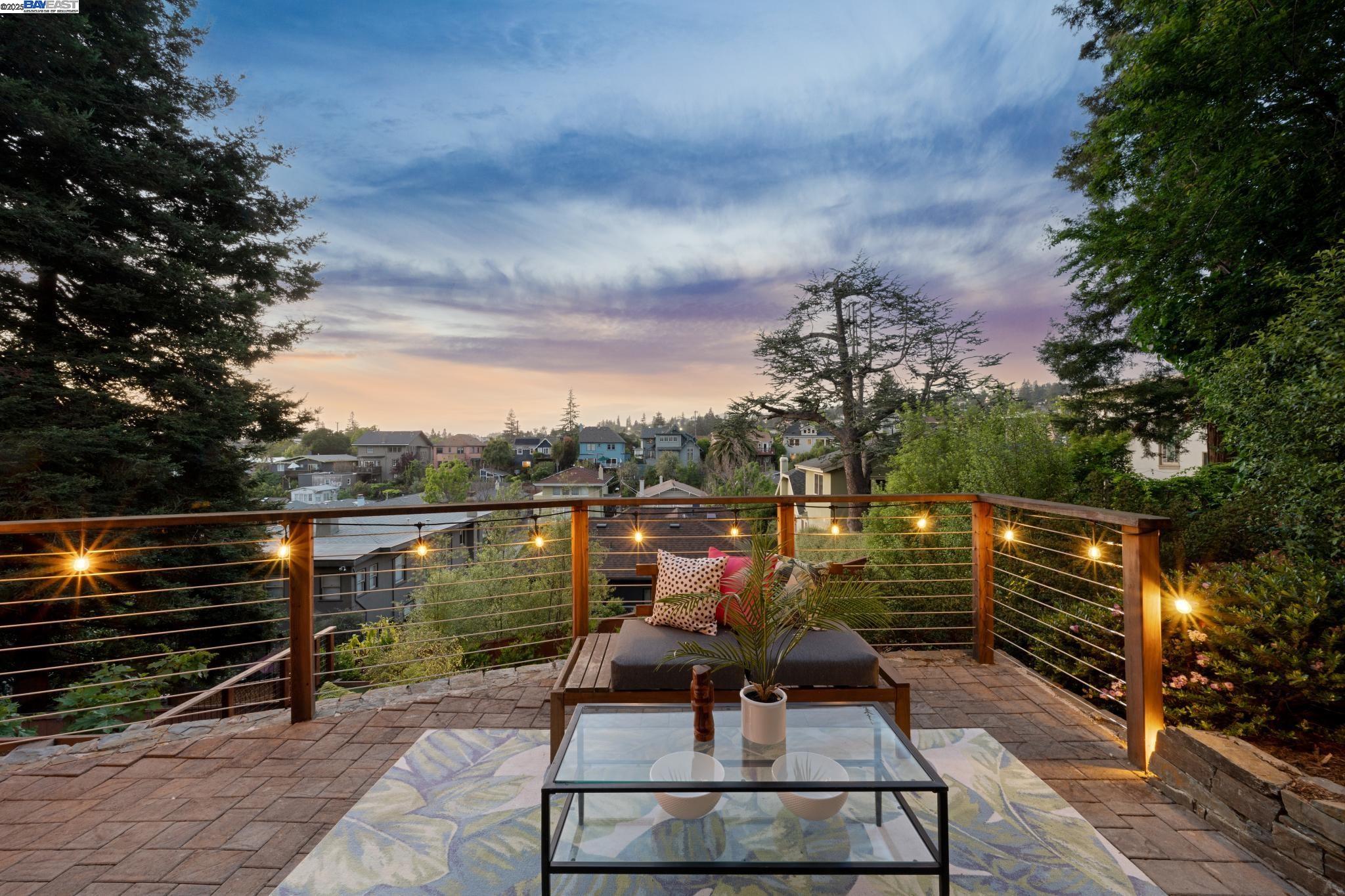 Detail Gallery Image 37 of 44 For 4125 Balfour Avenue, Oakland,  CA 94610 - 4 Beds | 3 Baths