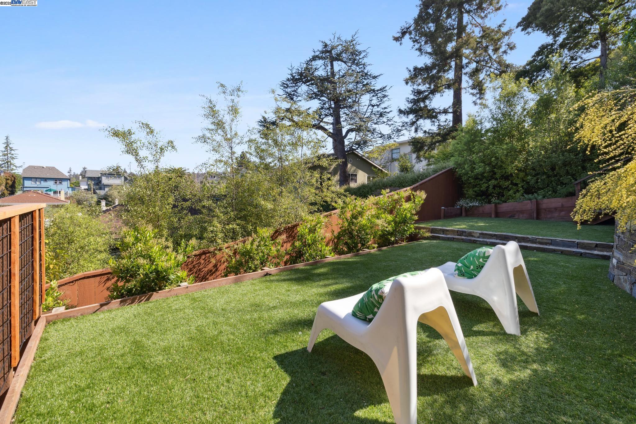 Detail Gallery Image 40 of 44 For 4125 Balfour Avenue, Oakland,  CA 94610 - 4 Beds | 3 Baths