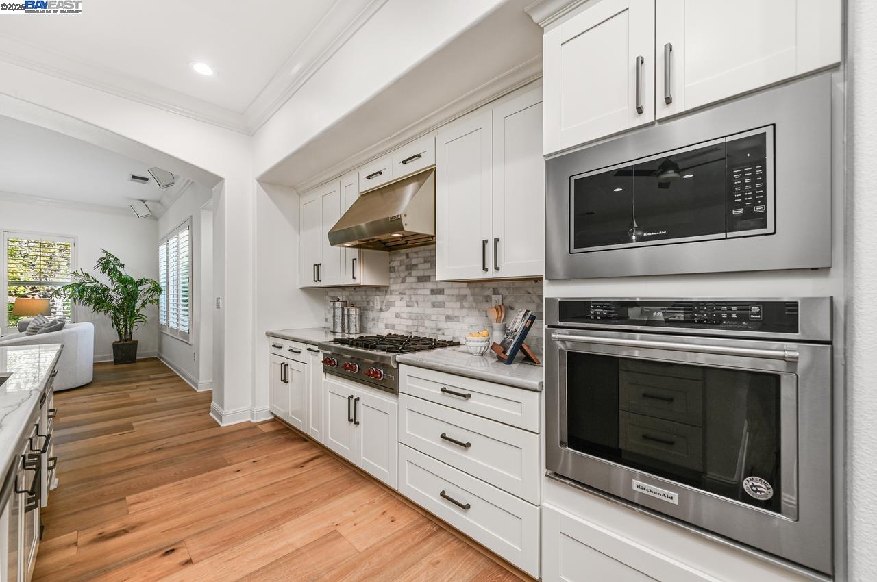 Detail Gallery Image 16 of 60 For 1131 Laguna Creek Ln, Pleasanton,  CA 94566 - 5 Beds | 4 Baths