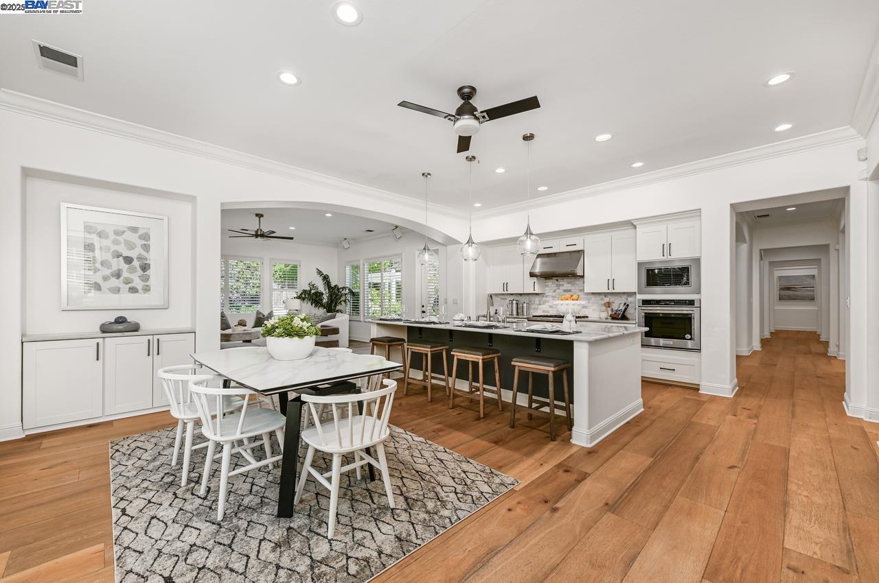 Detail Gallery Image 18 of 60 For 1131 Laguna Creek Ln, Pleasanton,  CA 94566 - 5 Beds | 4 Baths