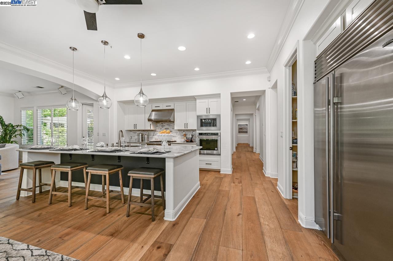 Detail Gallery Image 19 of 60 For 1131 Laguna Creek Ln, Pleasanton,  CA 94566 - 5 Beds | 4 Baths