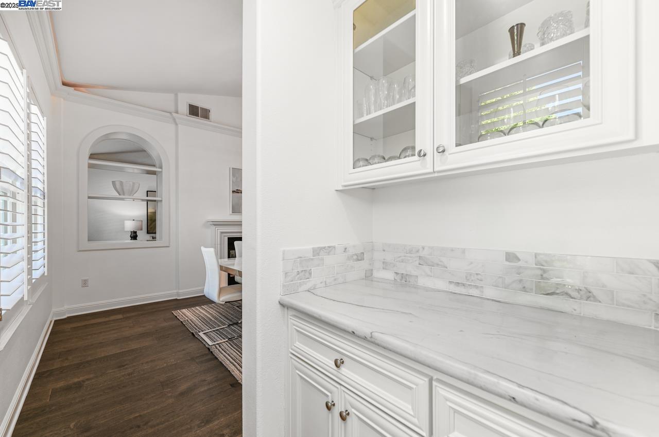 Detail Gallery Image 26 of 60 For 1131 Laguna Creek Ln, Pleasanton,  CA 94566 - 5 Beds | 4 Baths