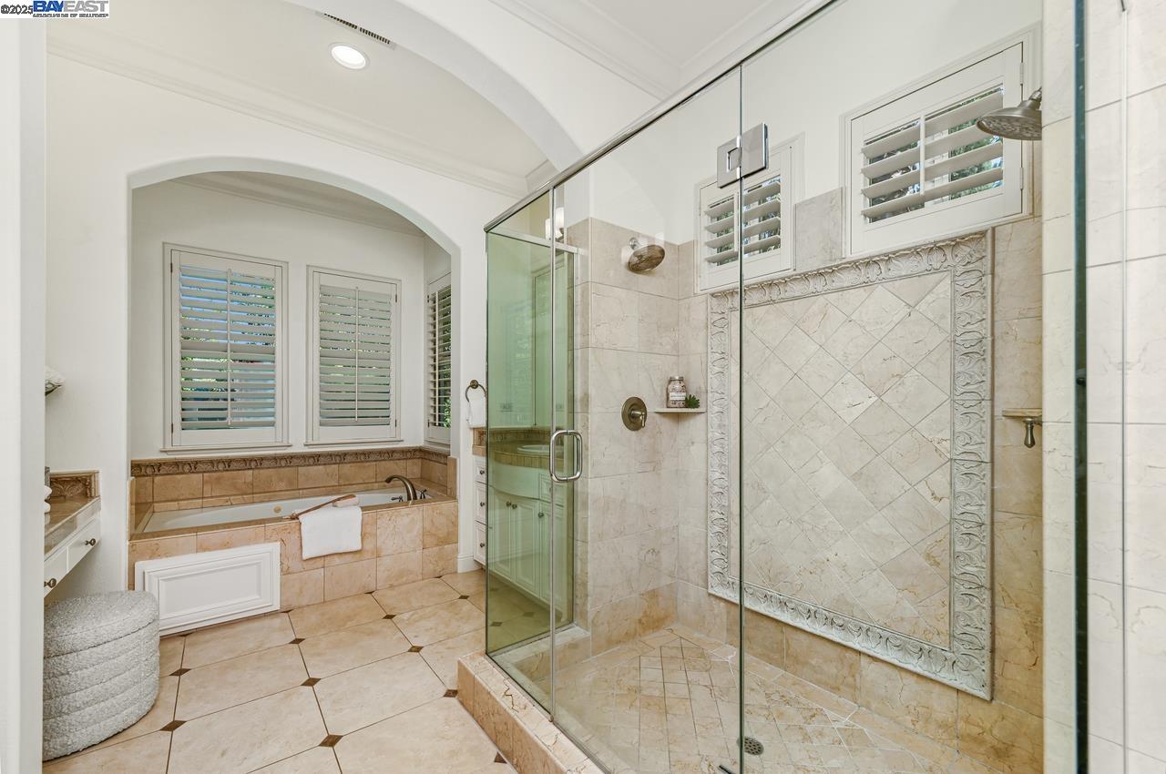 Detail Gallery Image 31 of 60 For 1131 Laguna Creek Ln, Pleasanton,  CA 94566 - 5 Beds | 4 Baths