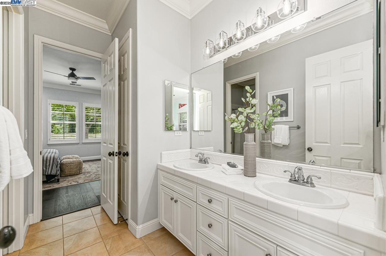 Detail Gallery Image 38 of 60 For 1131 Laguna Creek Ln, Pleasanton,  CA 94566 - 5 Beds | 4 Baths