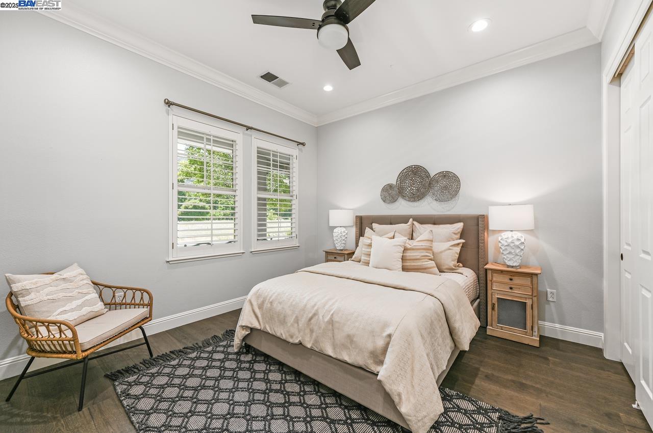 Detail Gallery Image 39 of 60 For 1131 Laguna Creek Ln, Pleasanton,  CA 94566 - 5 Beds | 4 Baths