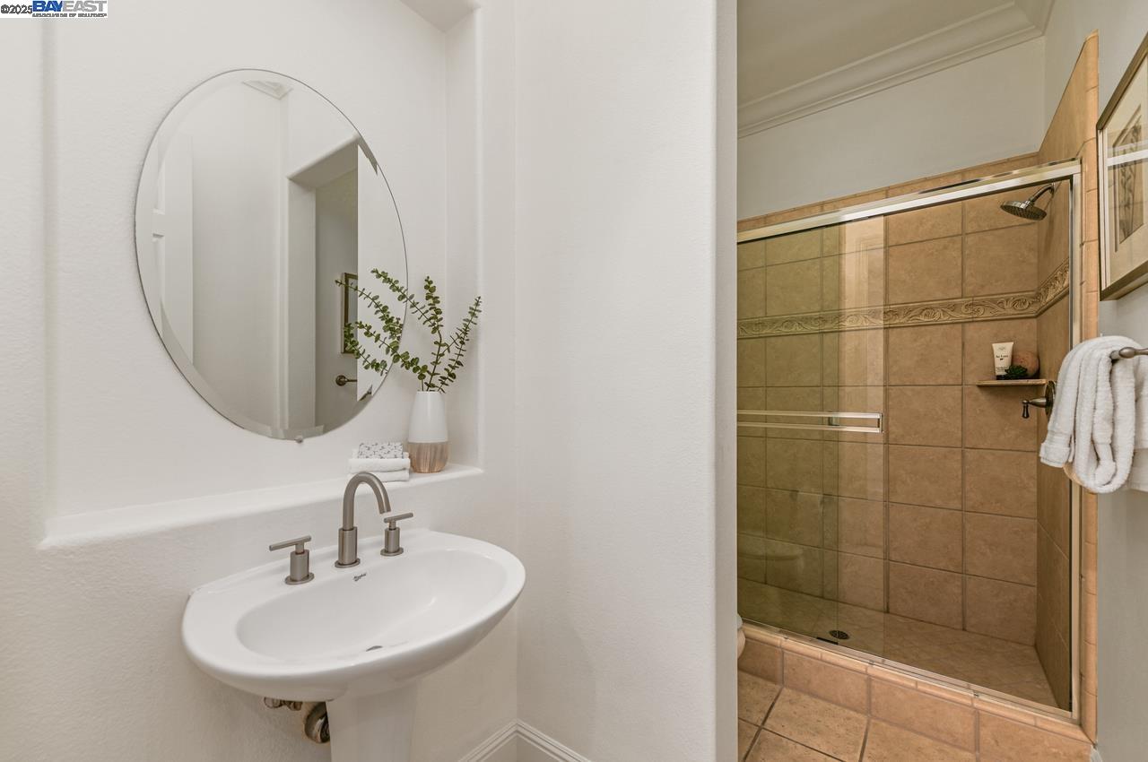 Detail Gallery Image 43 of 60 For 1131 Laguna Creek Ln, Pleasanton,  CA 94566 - 5 Beds | 4 Baths