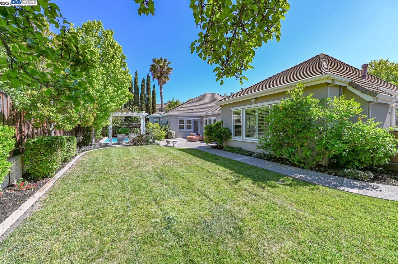 Detail Gallery Image 44 of 60 For 1131 Laguna Creek Ln, Pleasanton,  CA 94566 - 5 Beds | 4 Baths