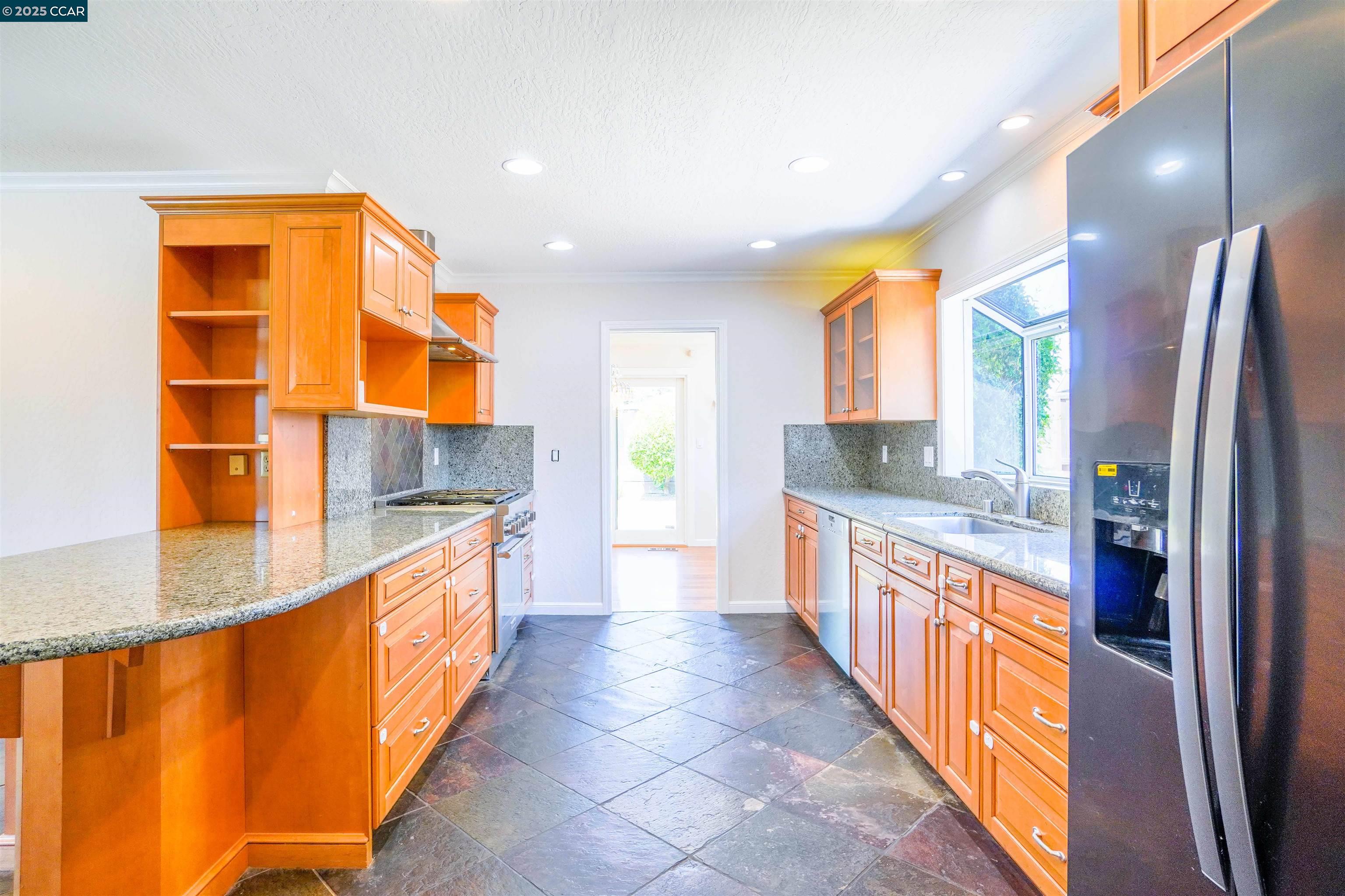 360 El Divisadero Ave, Walnut Creek, California 94598, 4 Bedrooms Bedrooms, 9 Rooms Rooms,2 BathroomsBathrooms,Residential Lease,For Rent,360 El Divisadero Ave,41096619