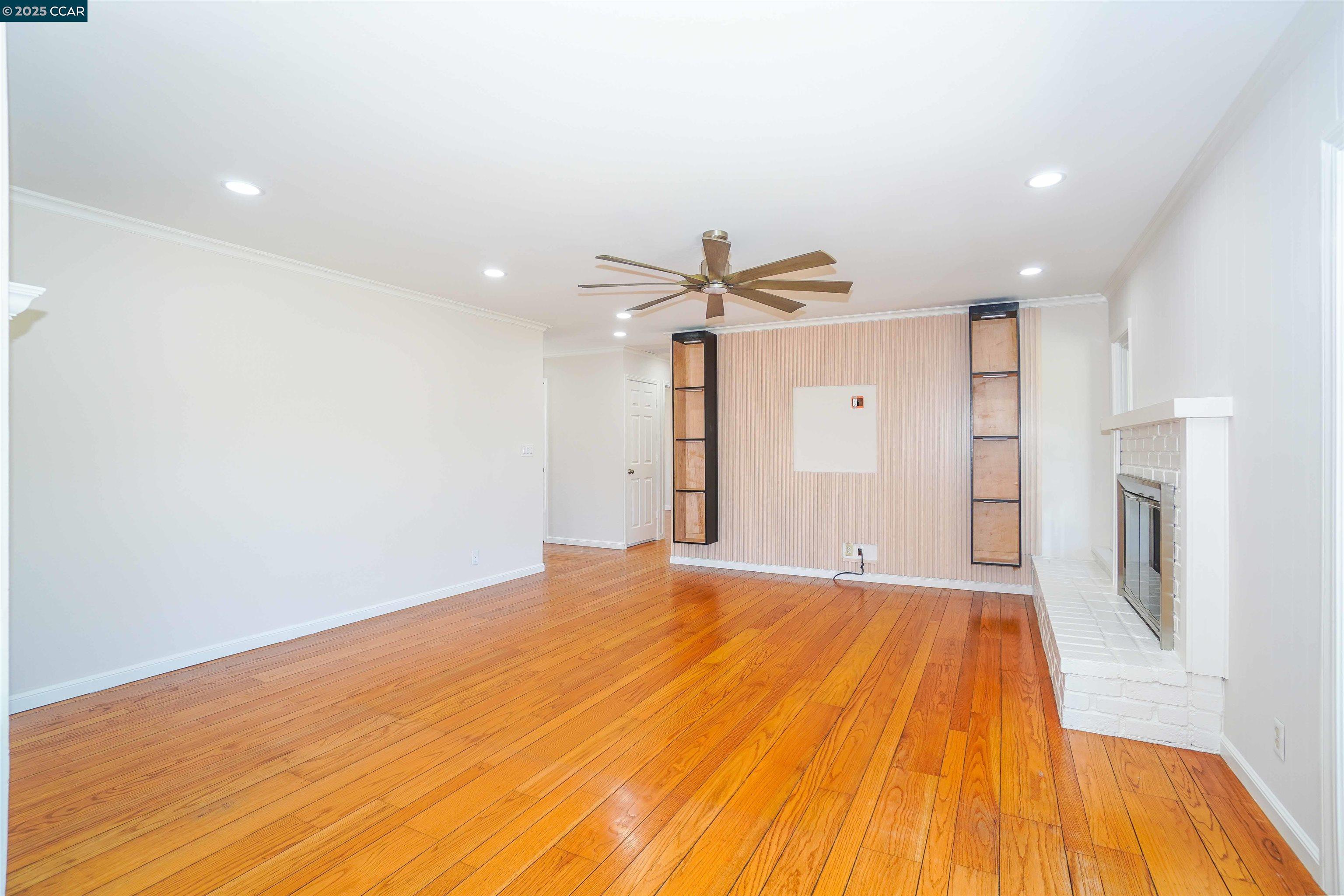 360 El Divisadero Ave, Walnut Creek, California 94598, 4 Bedrooms Bedrooms, 9 Rooms Rooms,2 BathroomsBathrooms,Residential Lease,For Rent,360 El Divisadero Ave,41096619