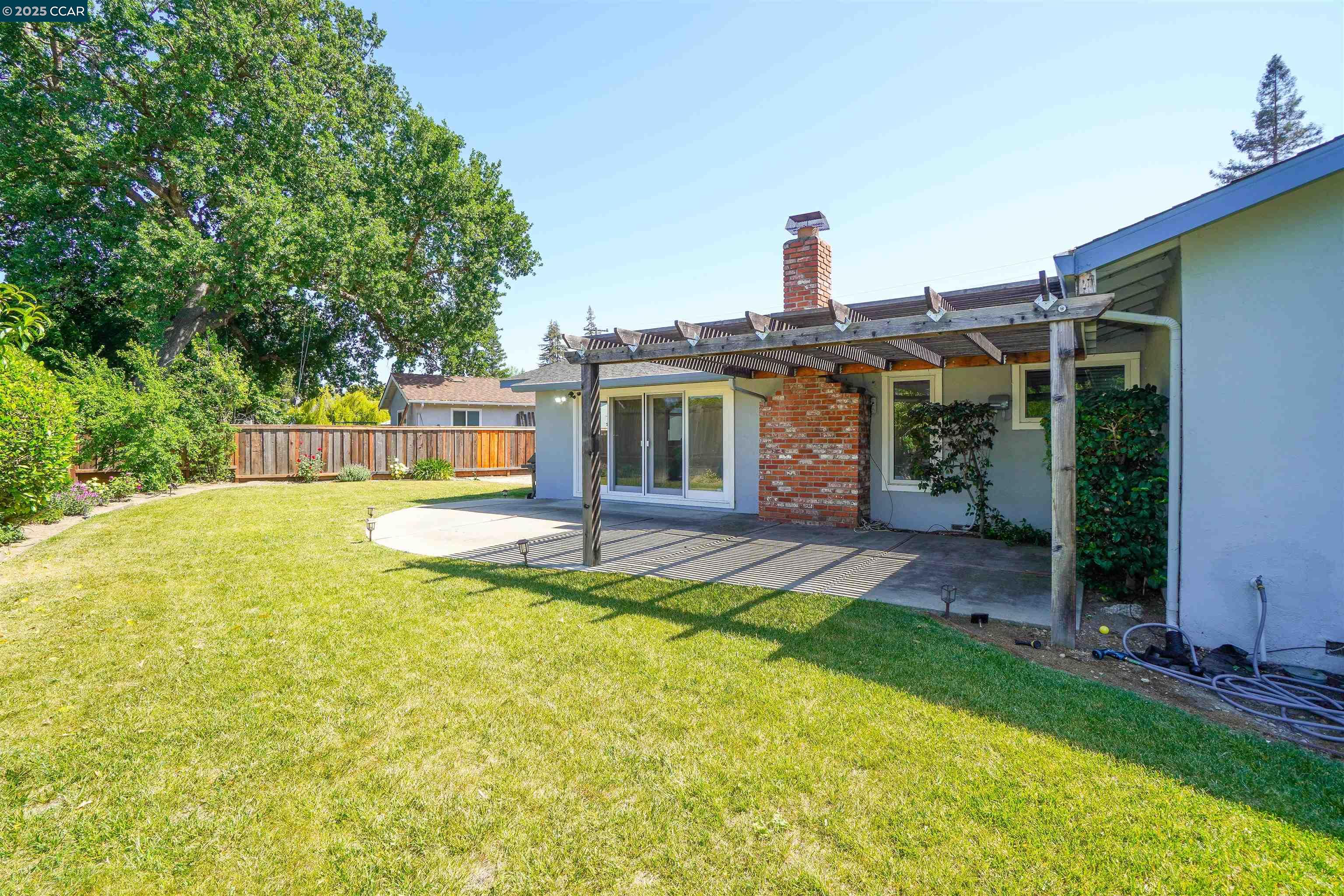 360 El Divisadero Ave, Walnut Creek, California 94598, 4 Bedrooms Bedrooms, 9 Rooms Rooms,2 BathroomsBathrooms,Residential Lease,For Rent,360 El Divisadero Ave,41096619