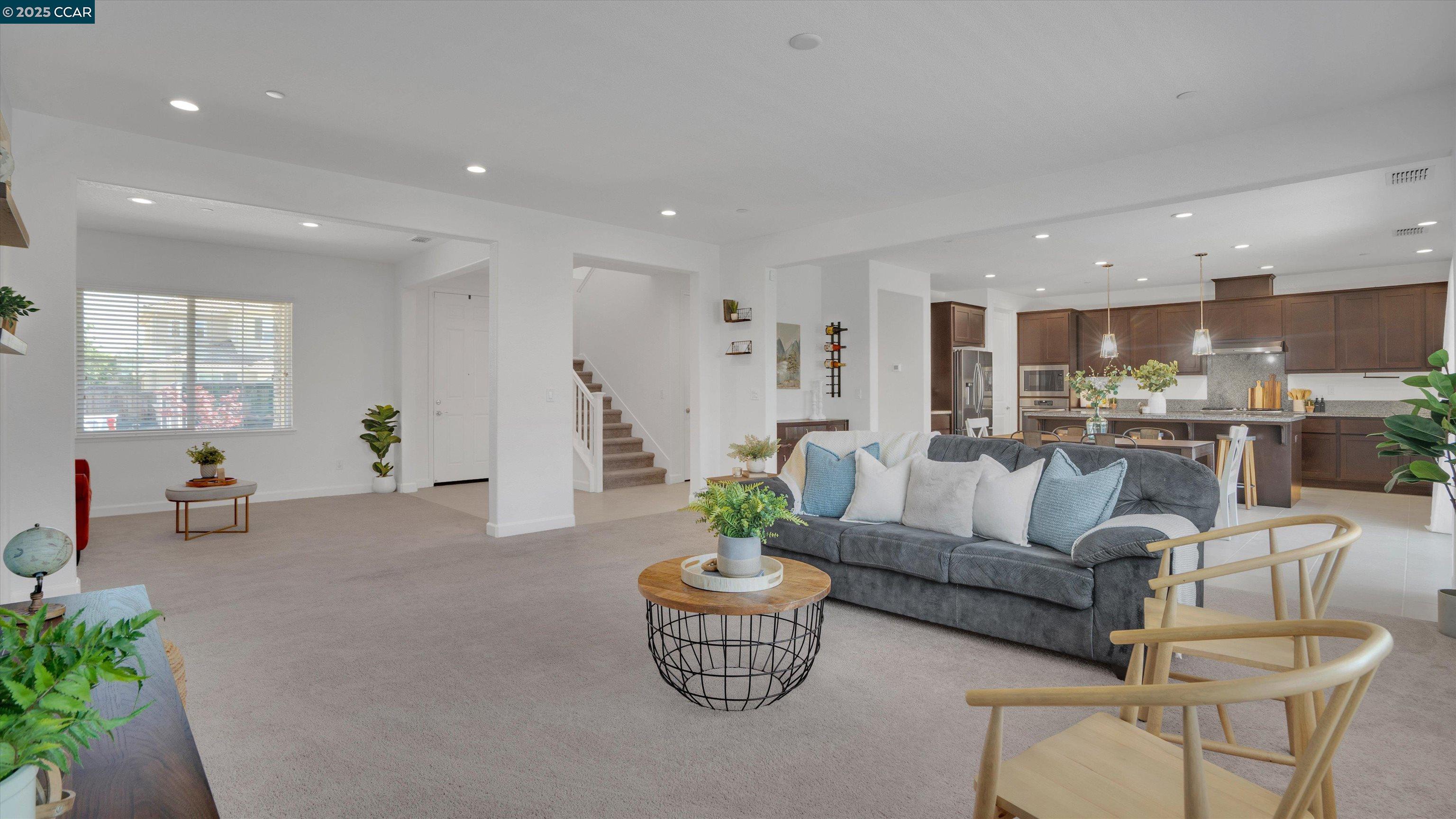 Detail Gallery Image 9 of 41 For 719 Jennifer St, Brentwood,  CA 94513 - 4 Beds | 3/1 Baths
