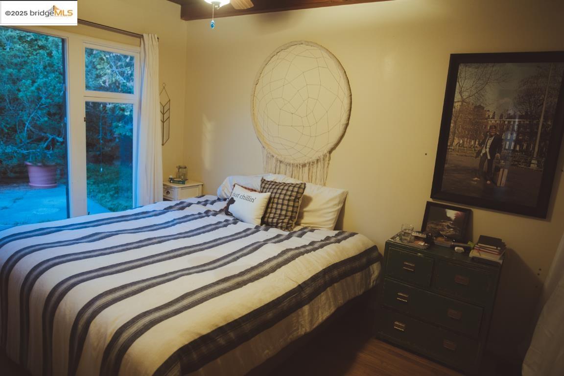 Detail Gallery Image 16 of 37 For 6100 Skyline Blvd, Oakland,  CA 94611 - 2 Beds | 1 Baths