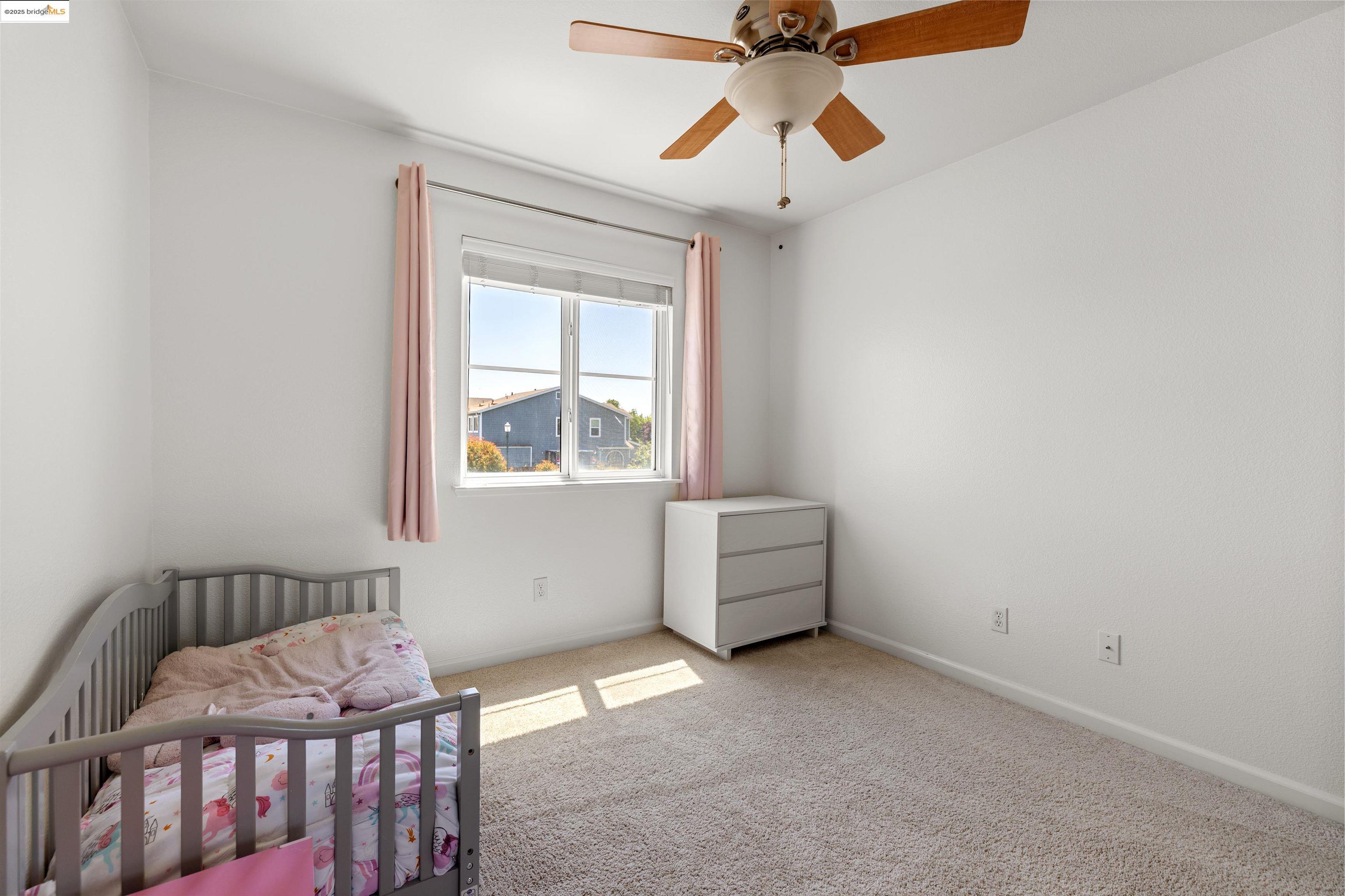 Detail Gallery Image 32 of 44 For 2566 Rowe Ct, Fairfield,  CA 94533 - 4 Beds | 2/1 Baths
