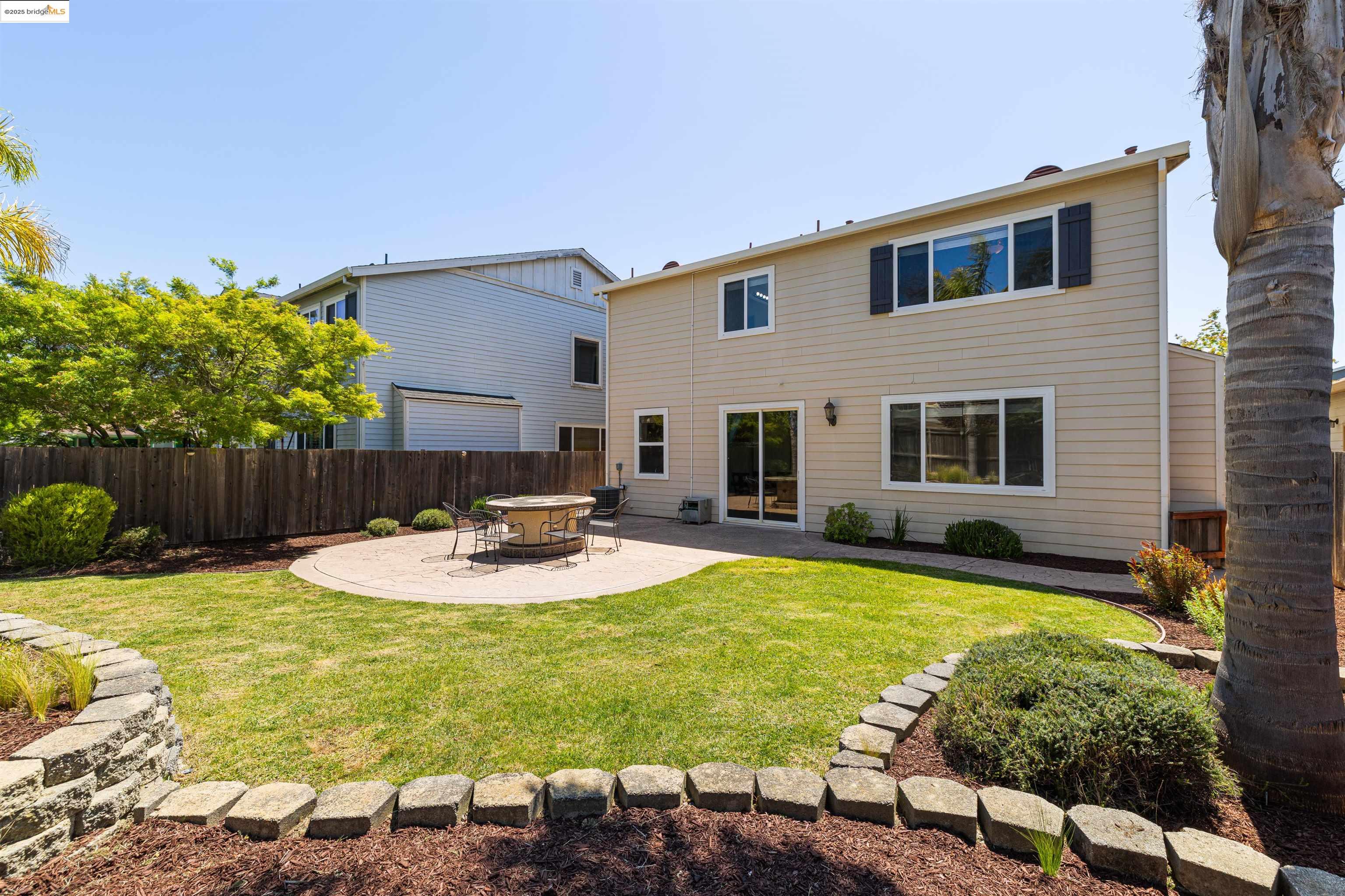 Detail Gallery Image 43 of 44 For 2566 Rowe Ct, Fairfield,  CA 94533 - 4 Beds | 2/1 Baths