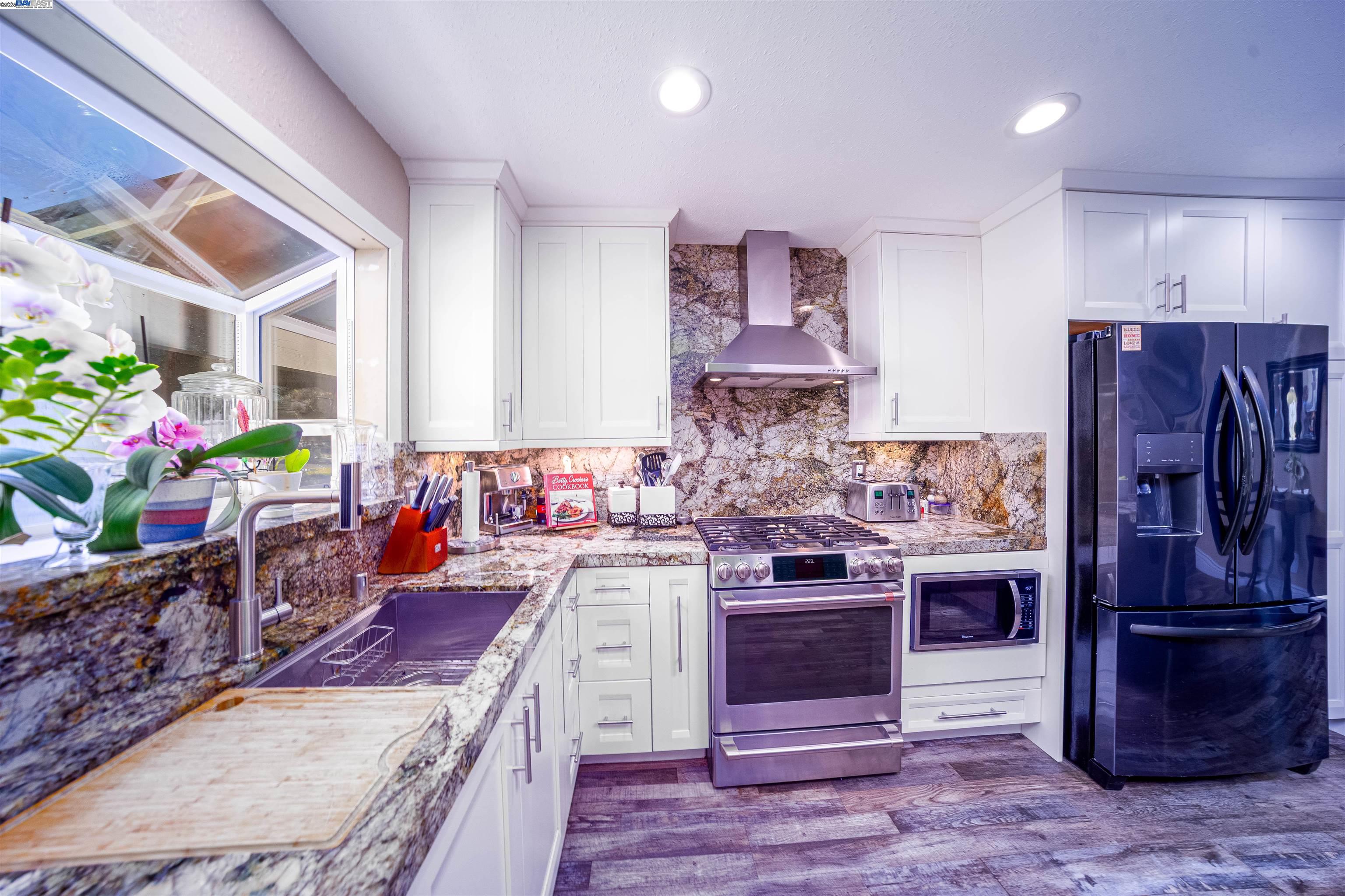 Detail Gallery Image 18 of 54 For 34505 Salinas Pl, Fremont,  CA 94555 - 3 Beds | 2 Baths