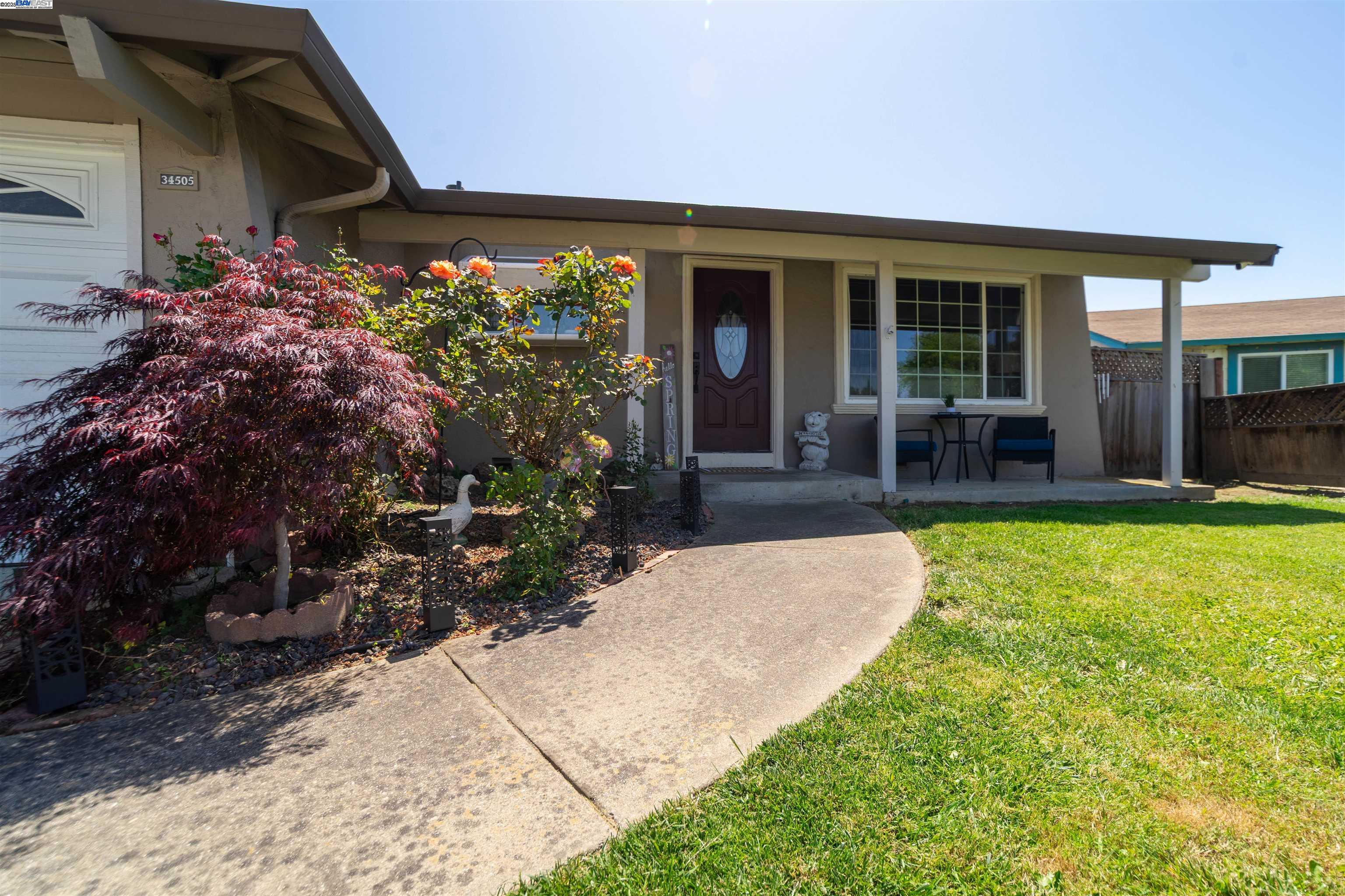 Detail Gallery Image 5 of 54 For 34505 Salinas Pl, Fremont,  CA 94555 - 3 Beds | 2 Baths
