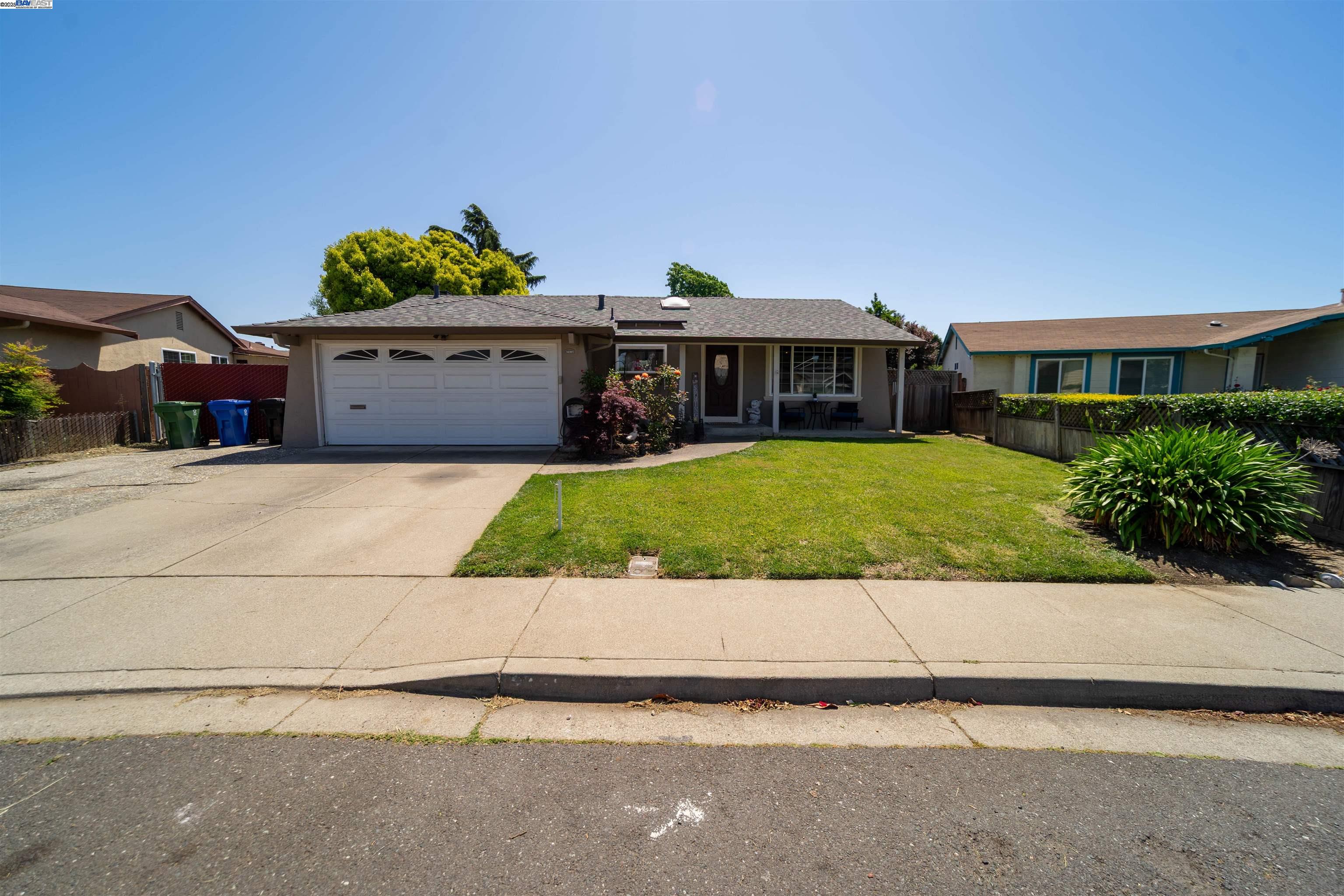 Detail Gallery Image 9 of 54 For 34505 Salinas Pl, Fremont,  CA 94555 - 3 Beds | 2 Baths