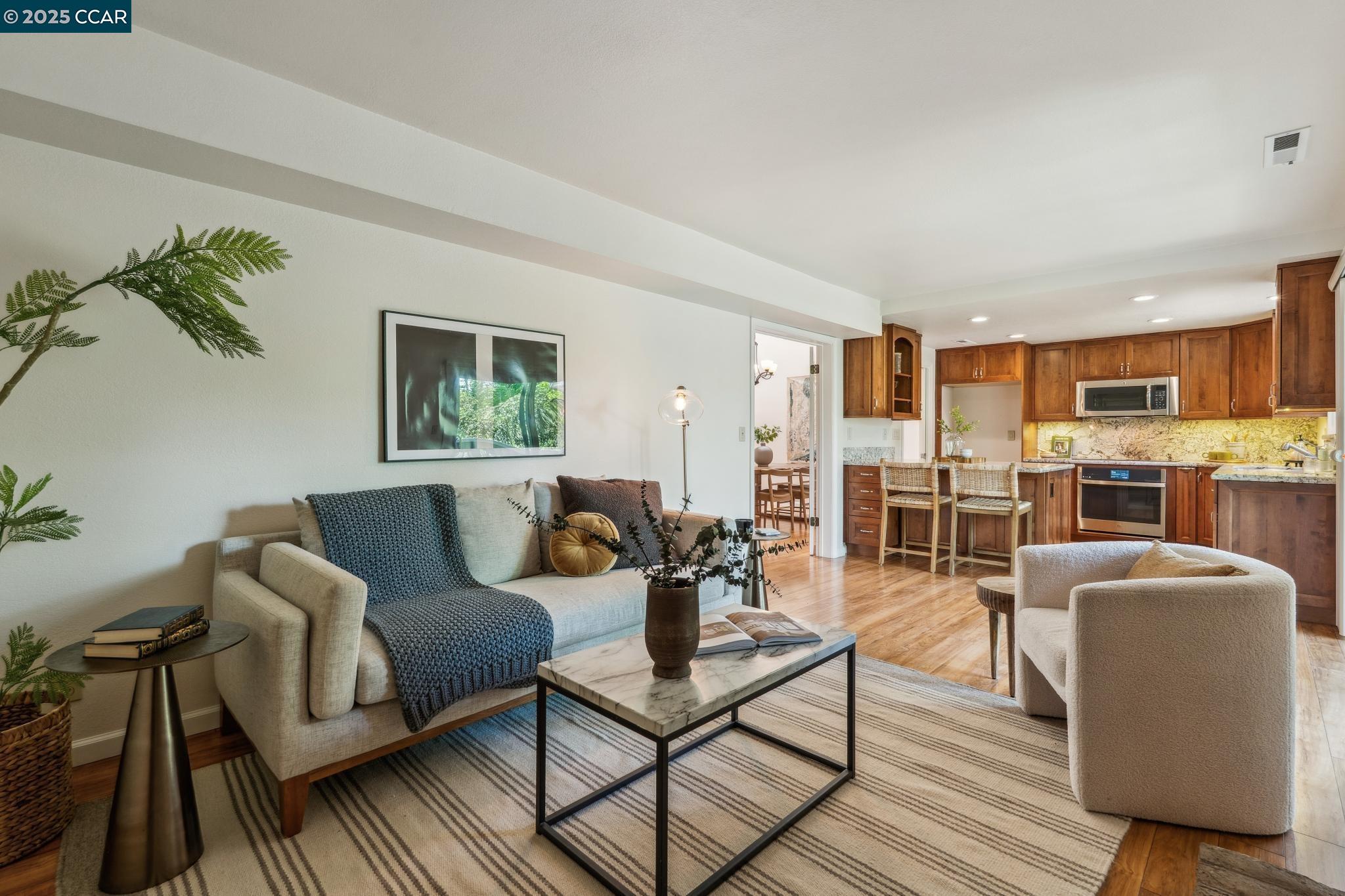 Detail Gallery Image 15 of 45 For 1560 Gilboa Dr, Walnut Creek,  CA 94598 - 3 Beds | 2/1 Baths