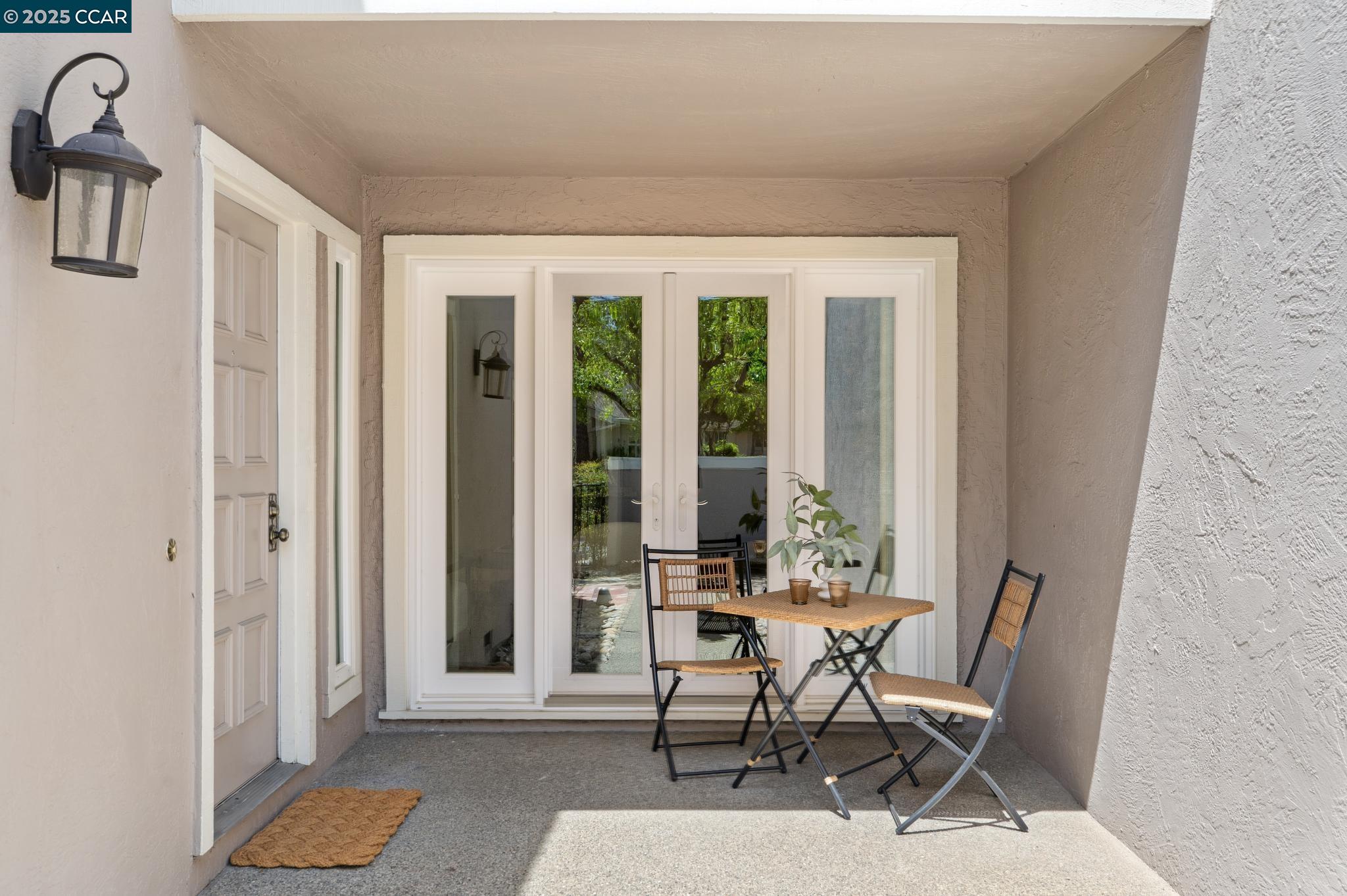 Detail Gallery Image 3 of 45 For 1560 Gilboa Dr, Walnut Creek,  CA 94598 - 3 Beds | 2/1 Baths