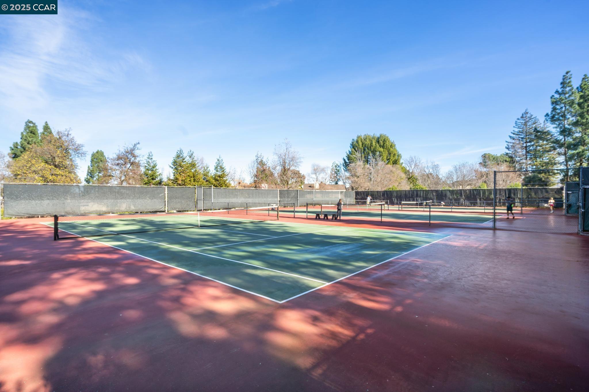 Detail Gallery Image 43 of 45 For 1560 Gilboa Dr, Walnut Creek,  CA 94598 - 3 Beds | 2/1 Baths