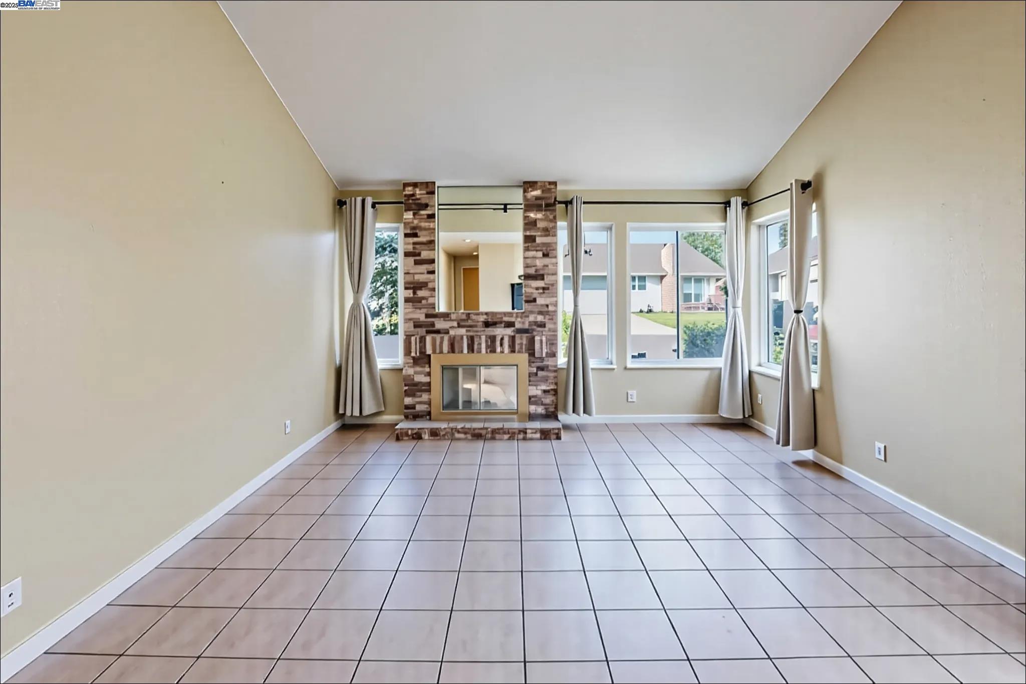 Detail Gallery Image 10 of 35 For 4959 Friar Ave, Fremont,  CA 94555 - 3 Beds | 2 Baths