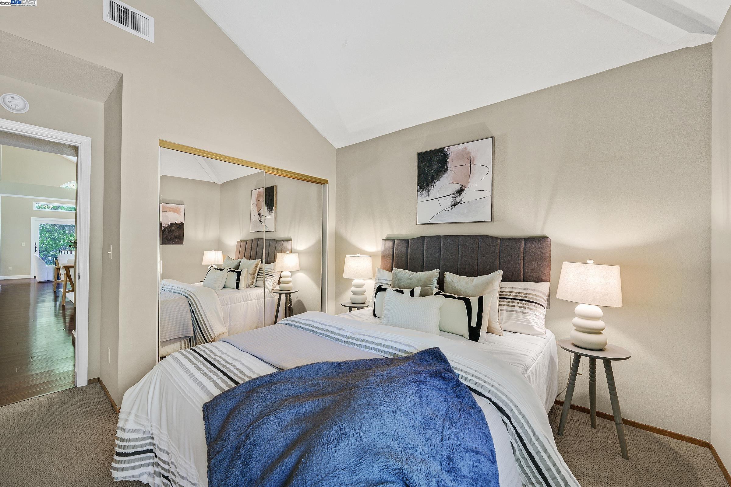 Detail Gallery Image 18 of 41 For 8043 Crossridge Rd, Dublin,  CA 94568 - 4 Beds | 3 Baths