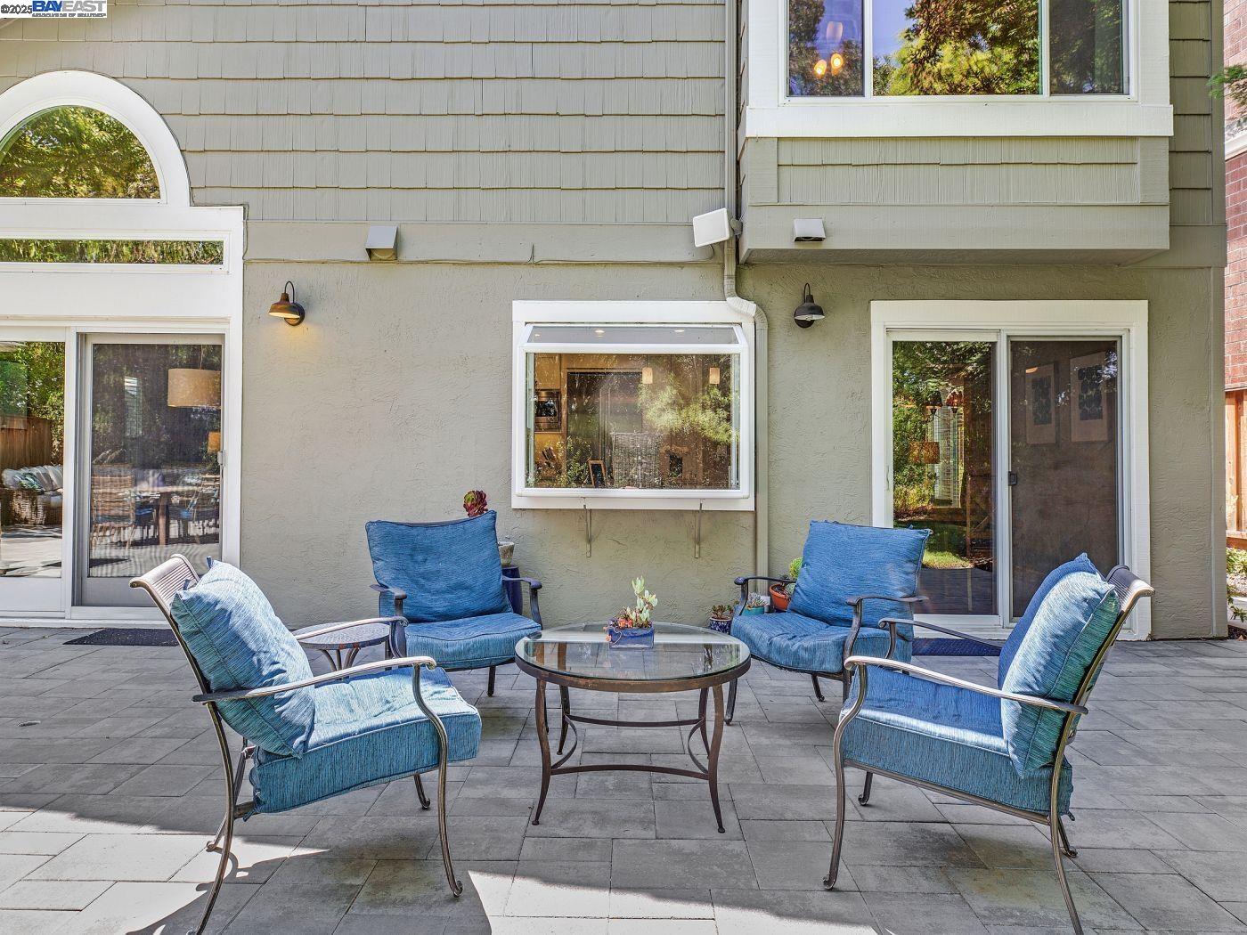 Detail Gallery Image 34 of 41 For 8043 Crossridge Rd, Dublin,  CA 94568 - 4 Beds | 3 Baths