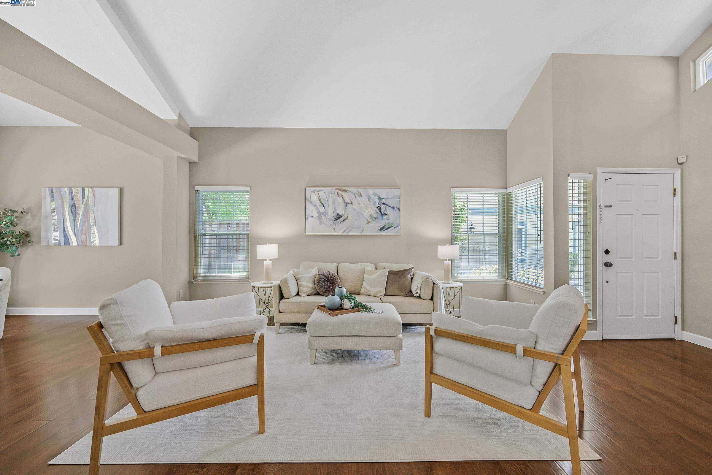 Detail Gallery Image 7 of 40 For 8043 Crossridge Rd, Dublin,  CA 94568 - 4 Beds | 3 Baths