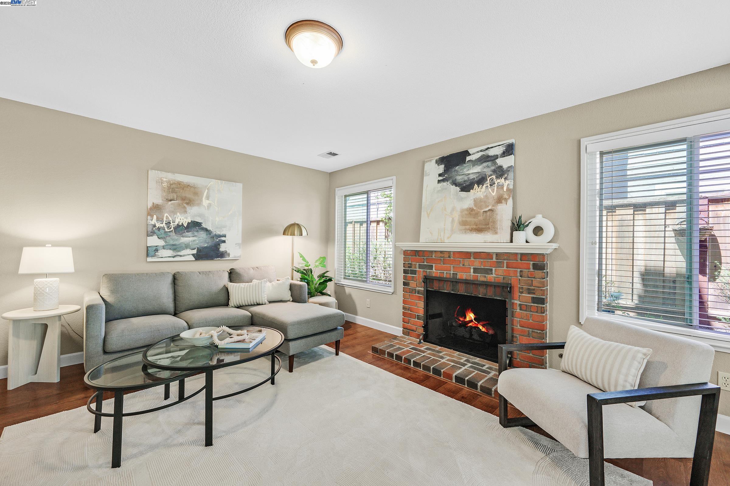 Detail Gallery Image 10 of 40 For 8043 Crossridge Rd, Dublin,  CA 94568 - 4 Beds | 3 Baths