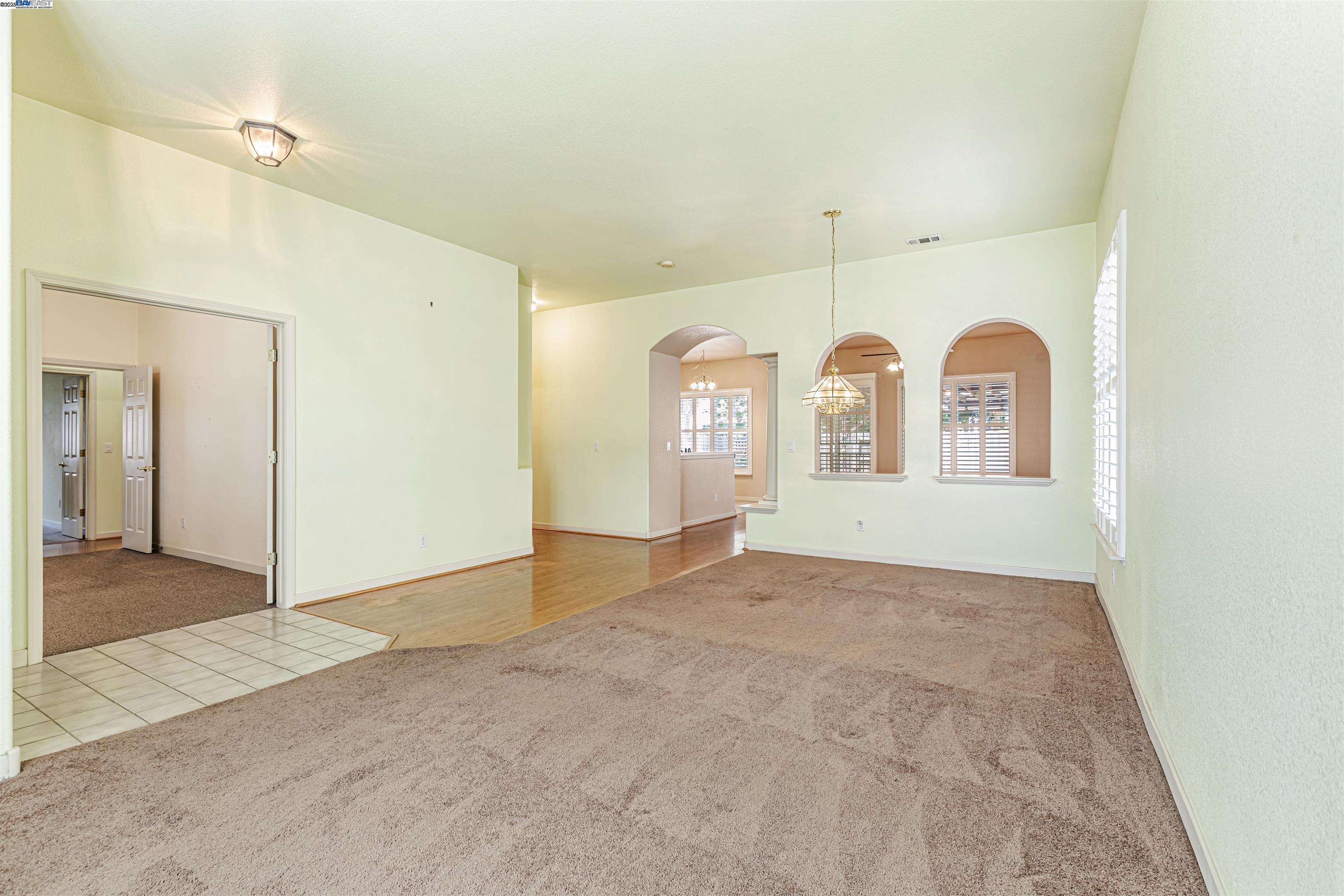 Detail Gallery Image 3 of 26 For 3347 Mcvie Dr, Stockton,  CA 95212 - 3 Beds | 2 Baths