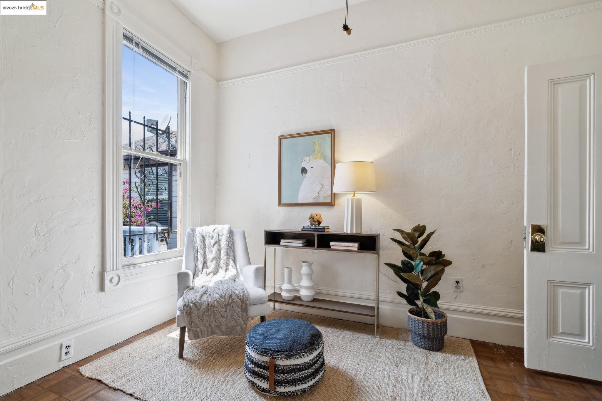 Detail Gallery Image 13 of 41 For 1408 E 15th St, Oakland,  CA 94606 - 3 Beds | 2 Baths